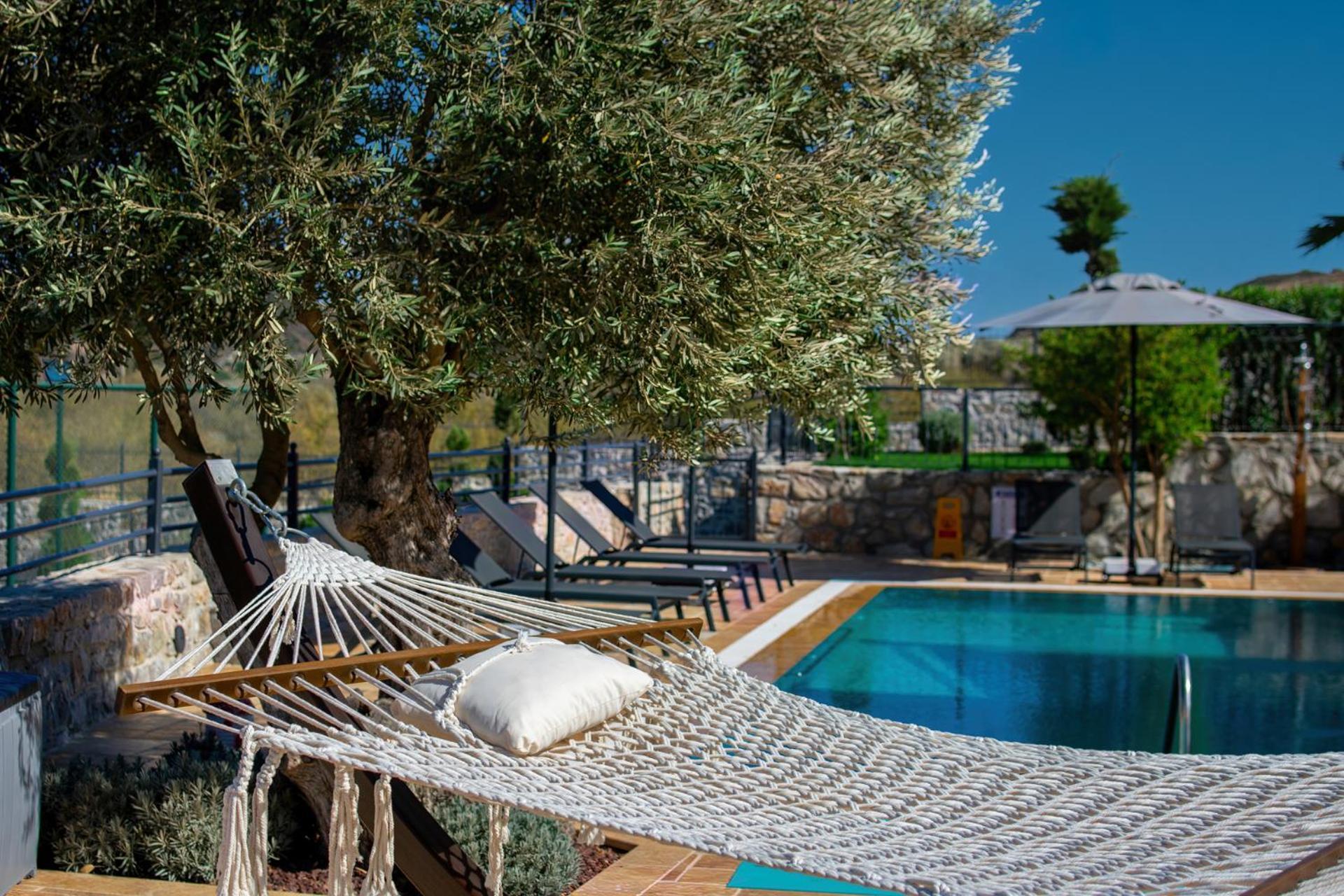 Villa Neveda Mit Tennis Und Basketballplatz *