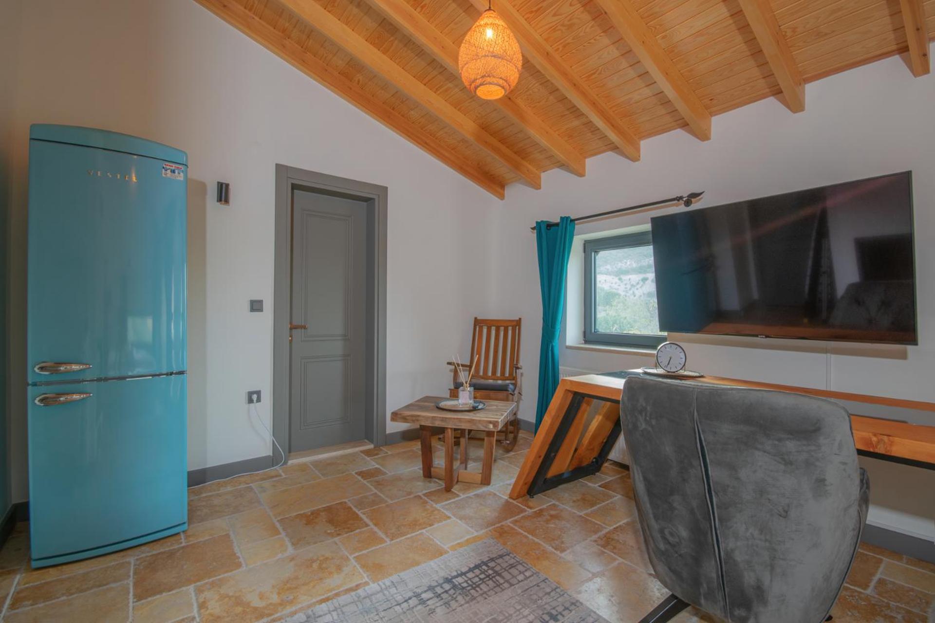 Villa Neveda Mit Tennis Und Basketballplatz