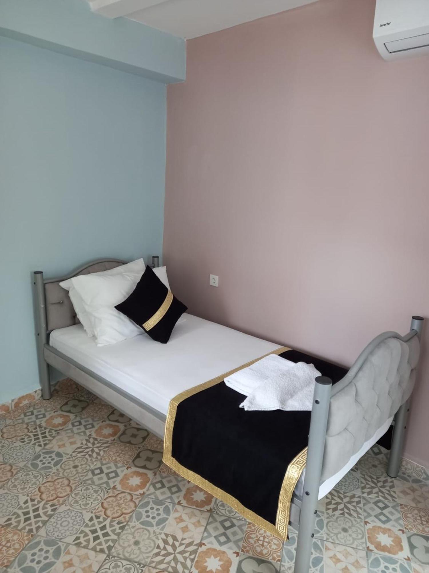 Guest house Emirhan & 3*