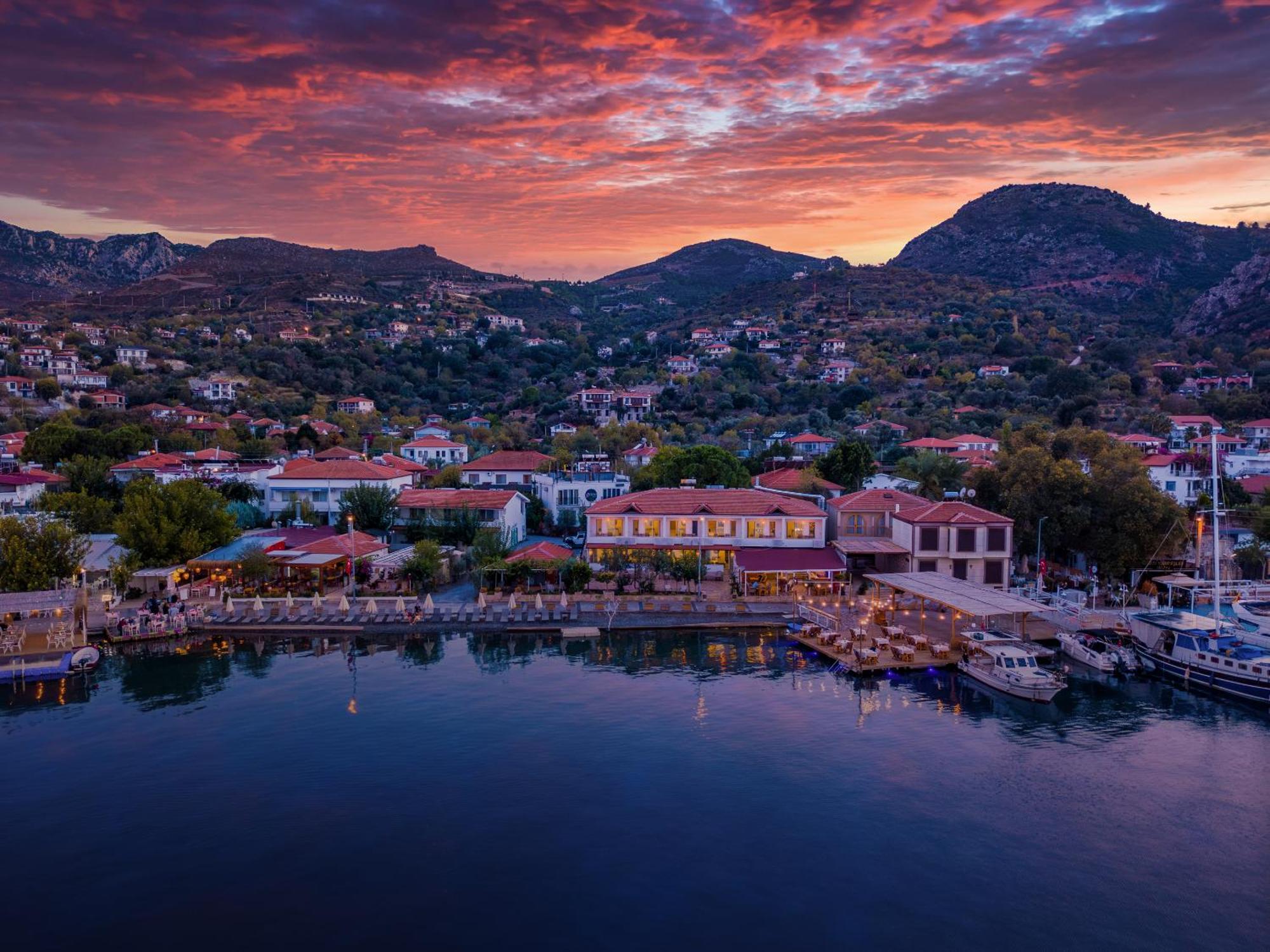 Hotel Base Selimiye