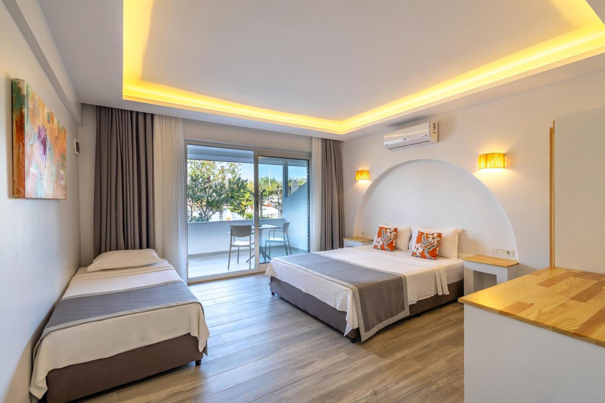 Base Selimiye * Marmaris