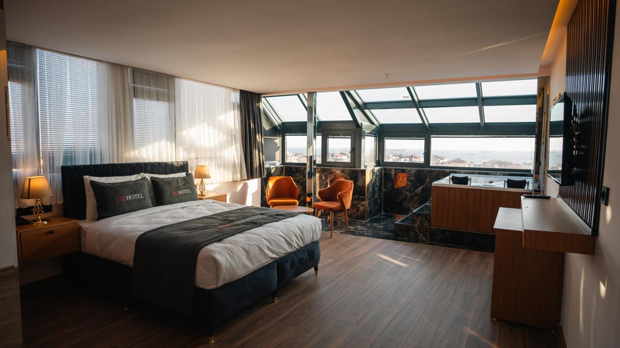 Hotel Cip & - Bakirkoey Center 4*