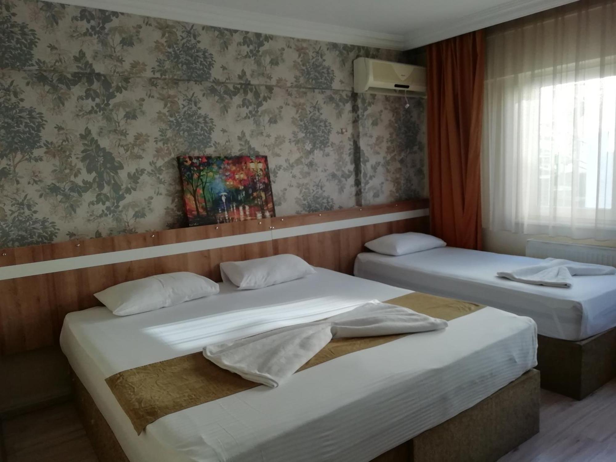 Hotel Grand Ece 3*