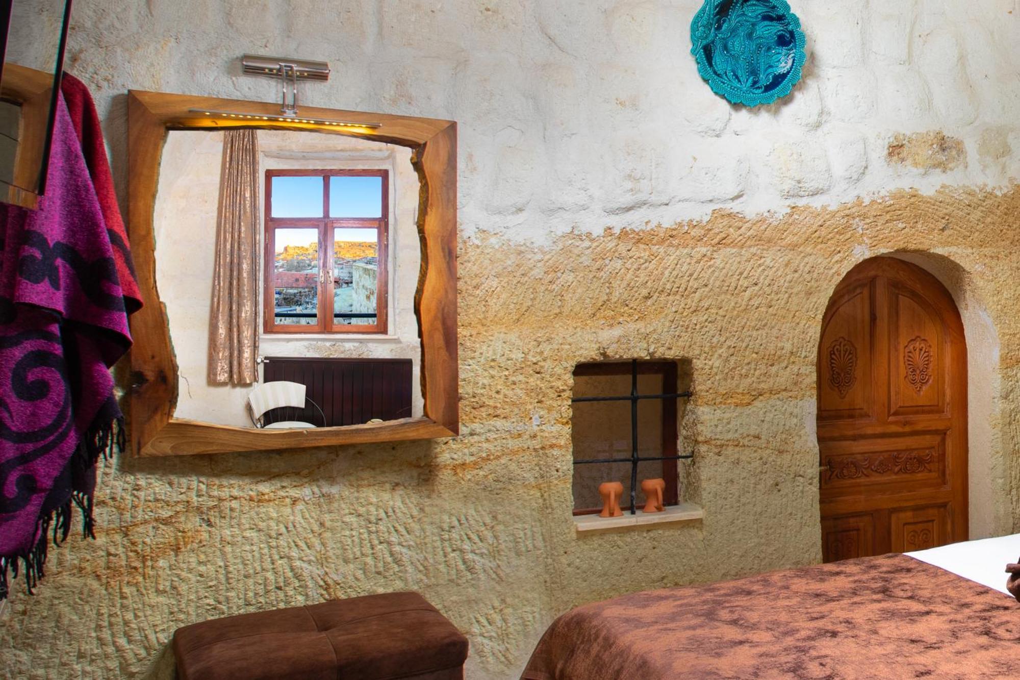 Hotel Romantic Cave