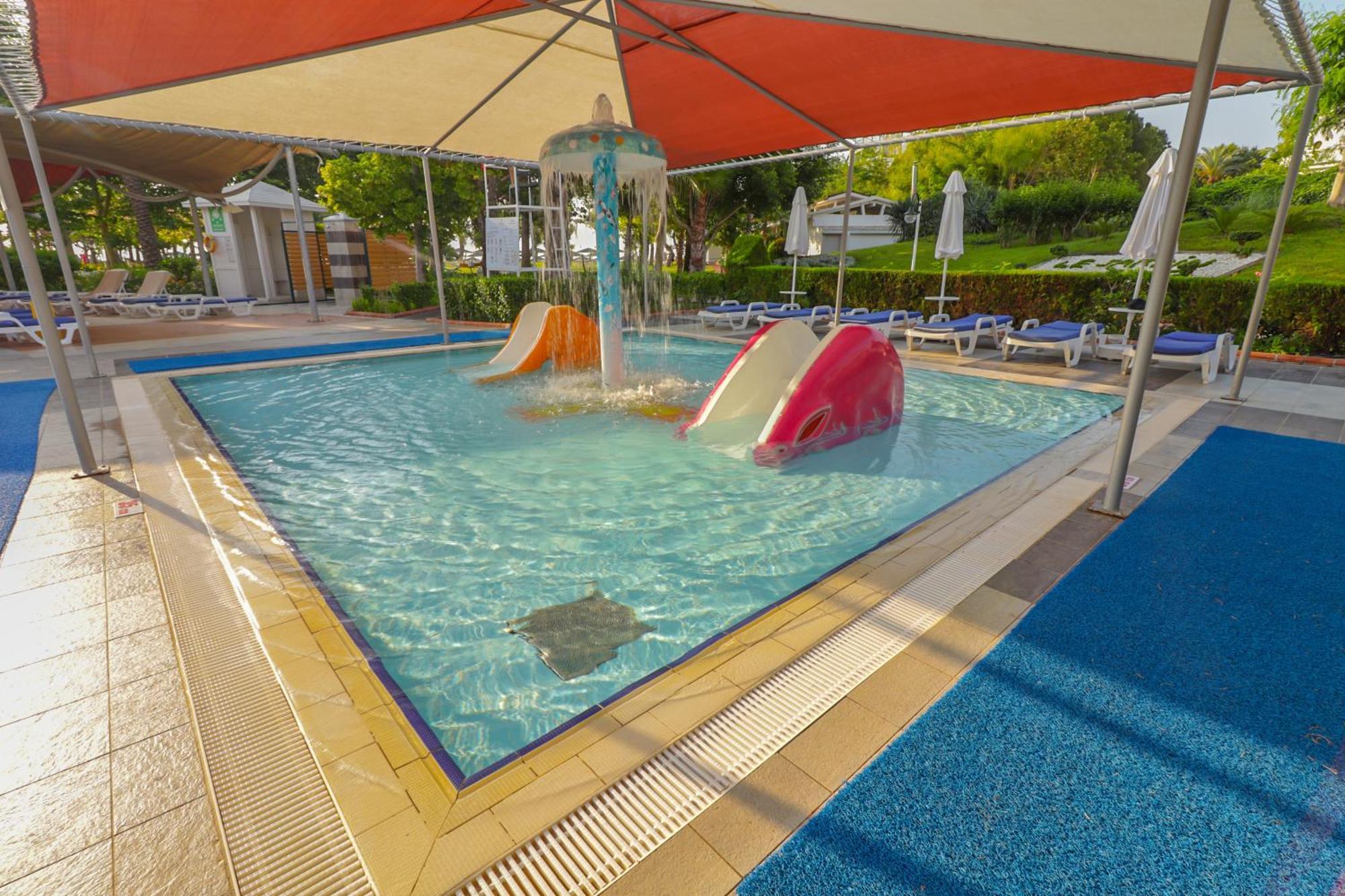 Queen's Park Le Jardin 5* Kemer