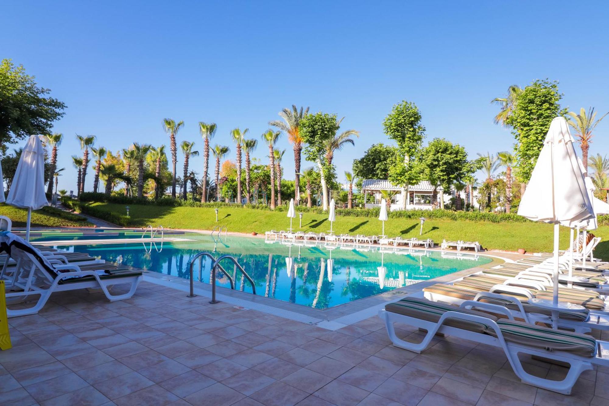 Queen's Park Le Jardin 5*