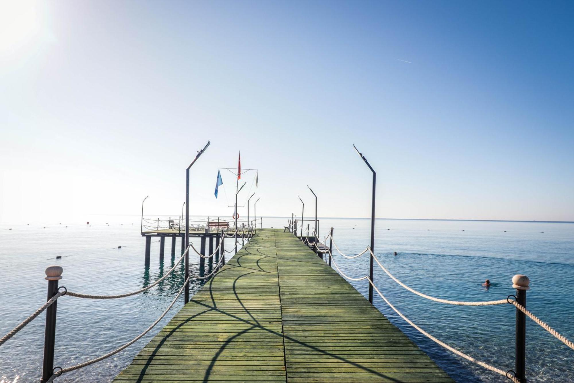 Resort Queen's Park Le Jardin 5*