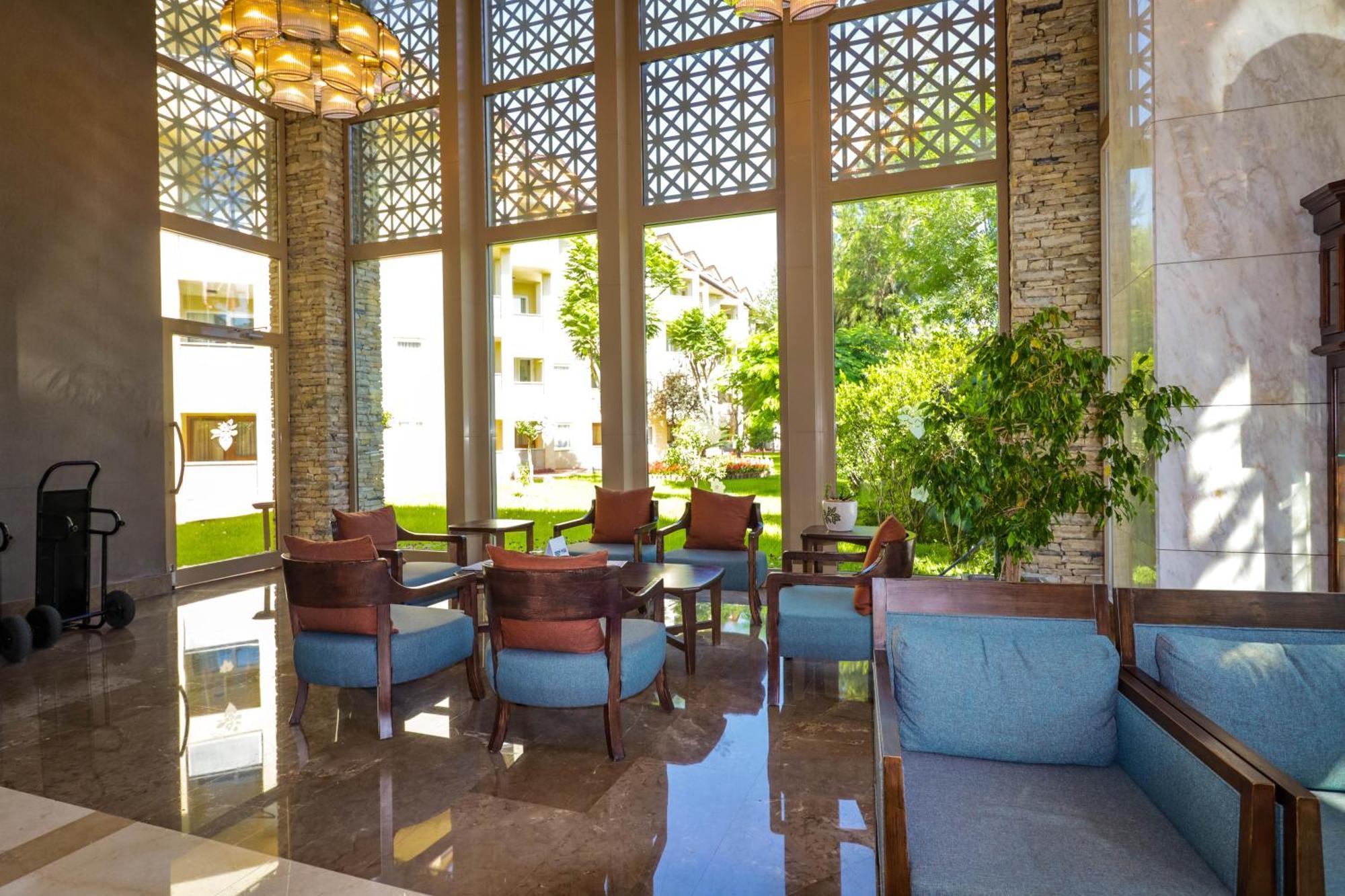 Queen's Park Le Jardin 5*