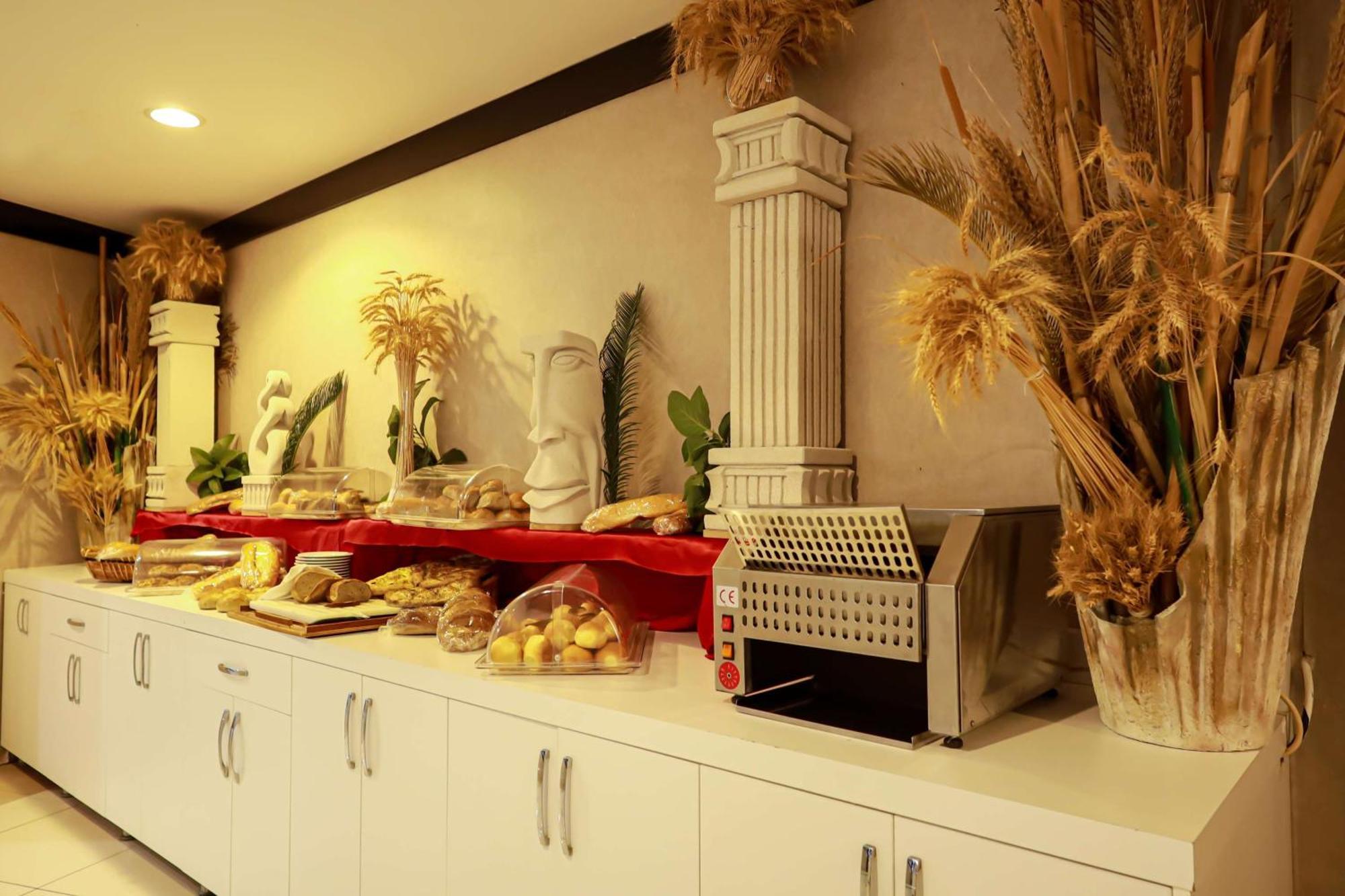 Kum Hotel 5*