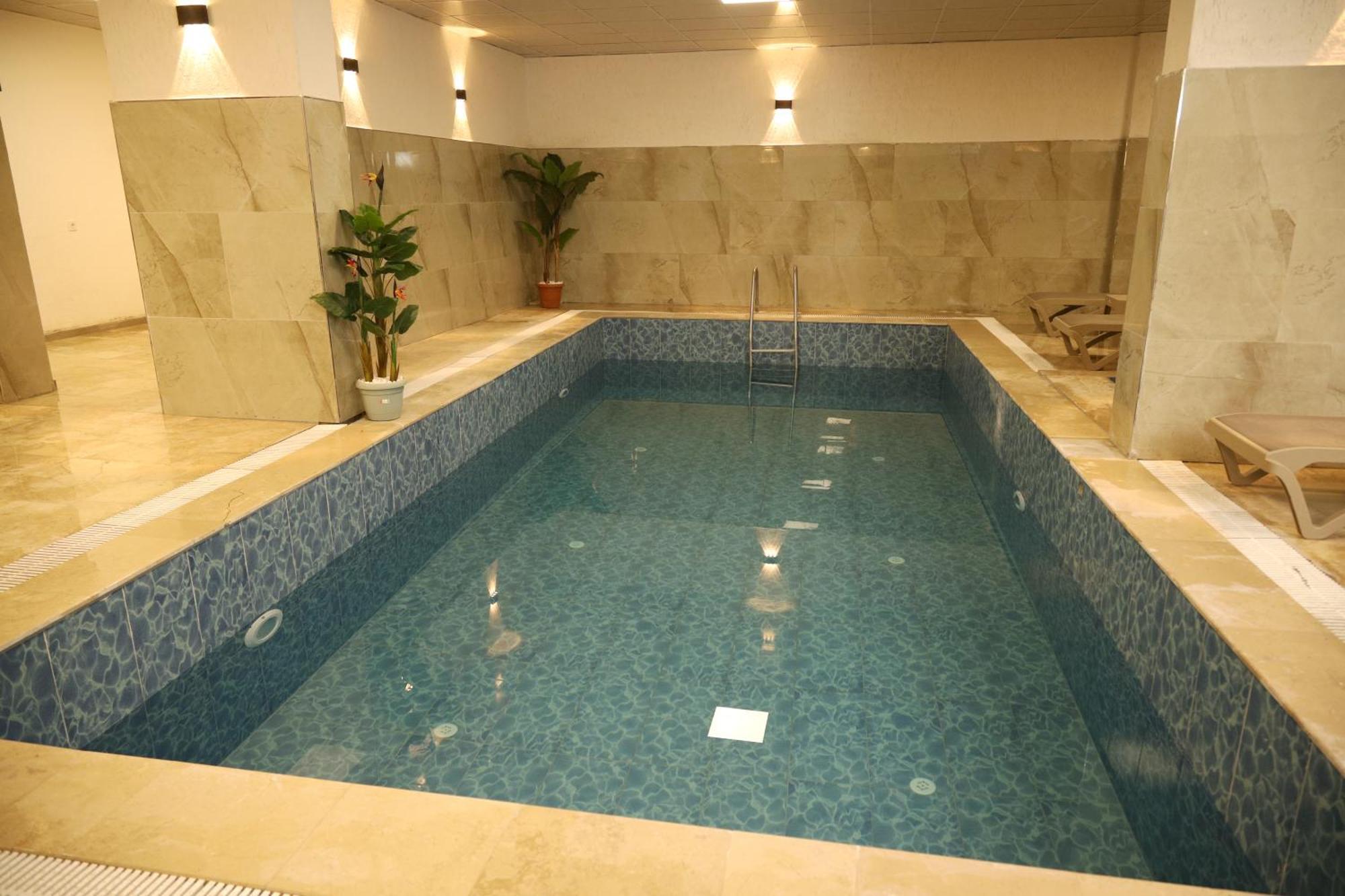 Rush Hotel