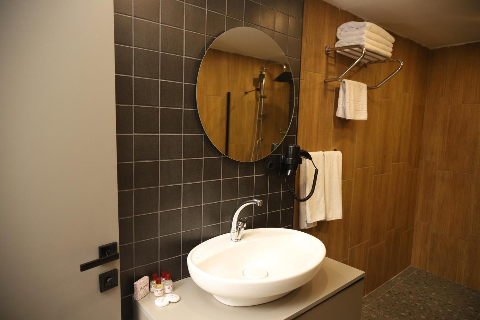 Rush Hotel