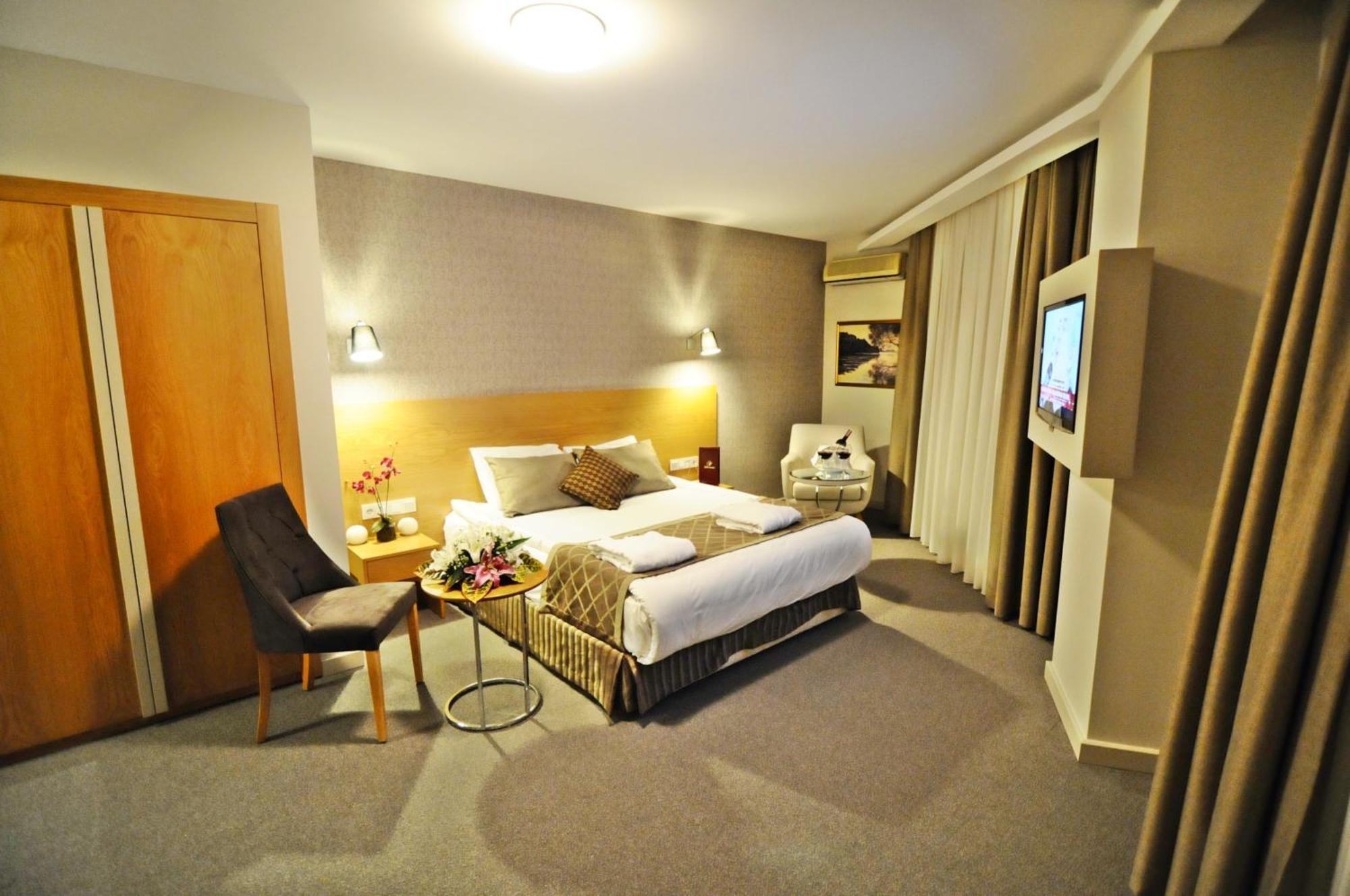 Park Hotel