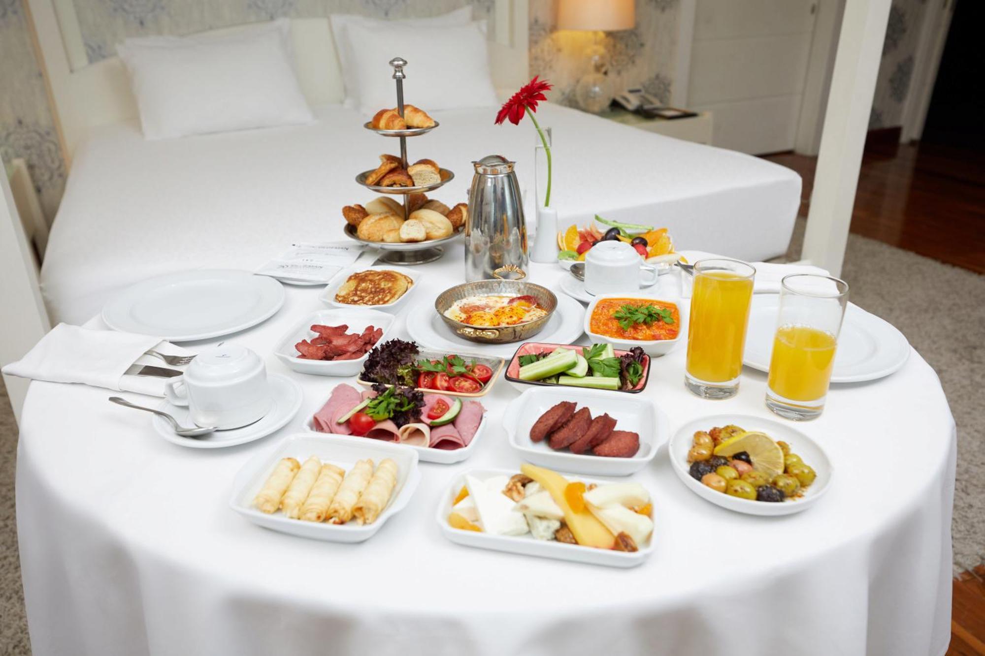 Dedeman Convention Center 5* Konya