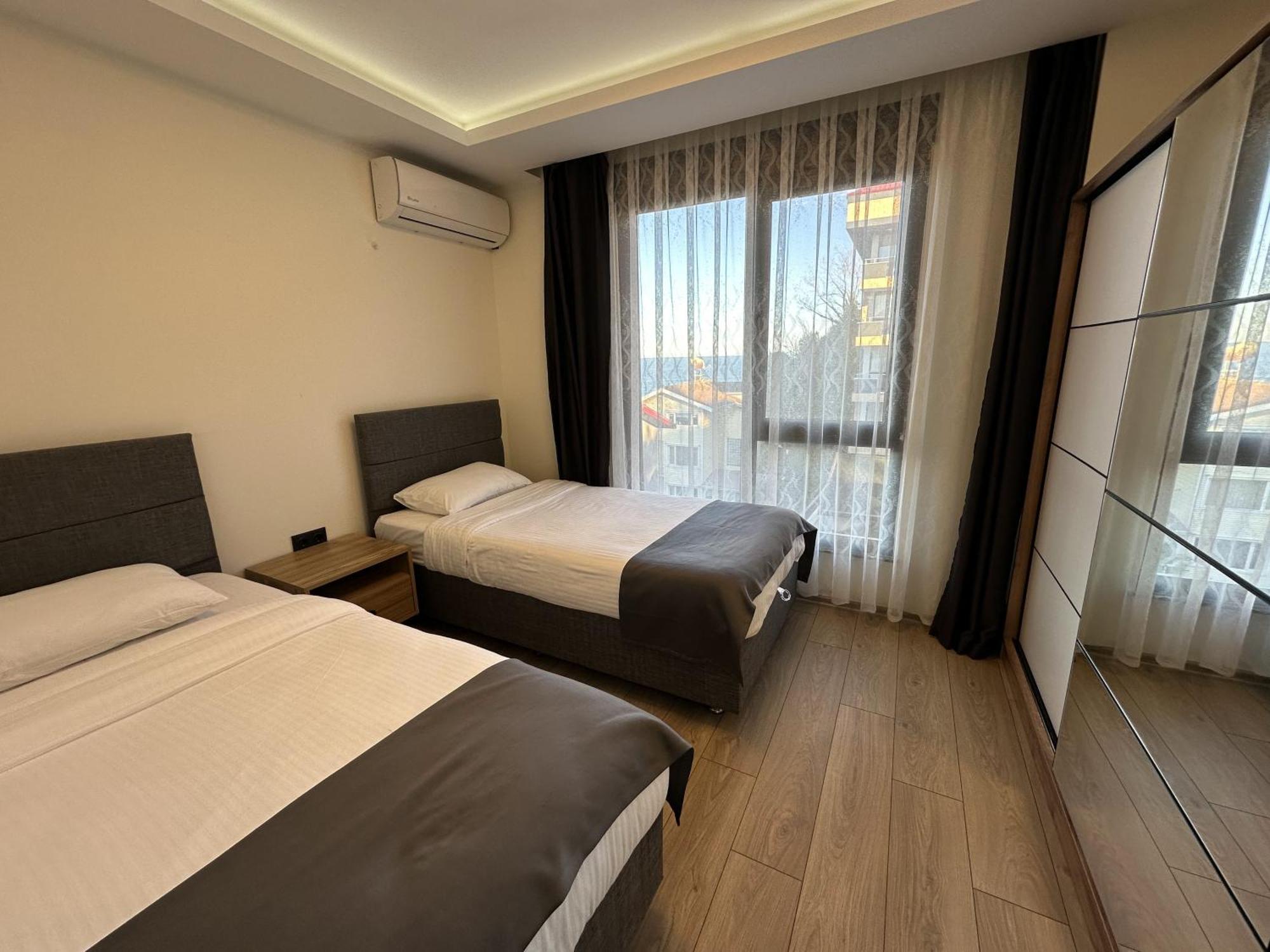Apartment Dreams Luxury Residences & Lifestyle *