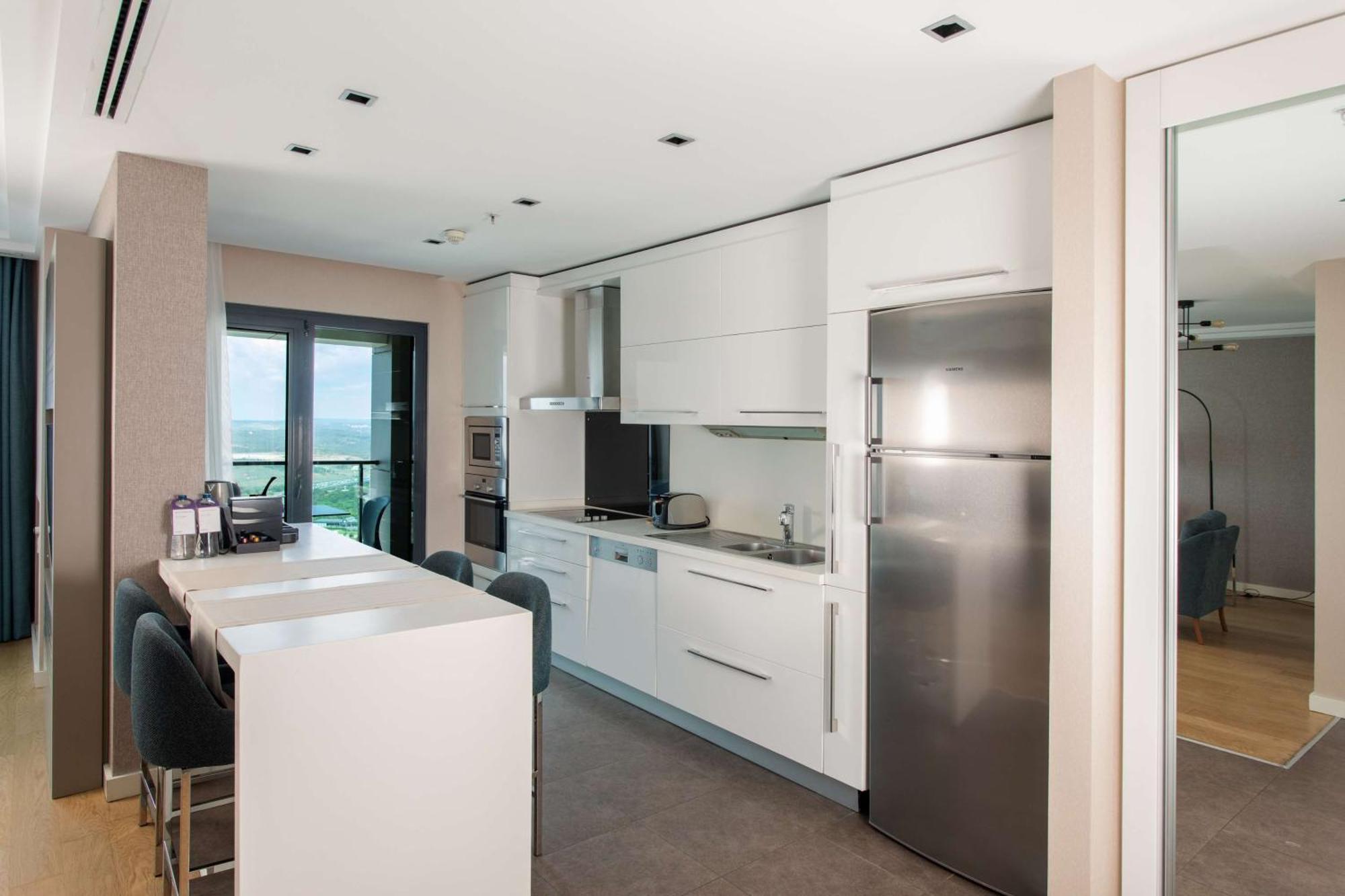 Hotel Radisson Residences Avrupa Tem Istanbul