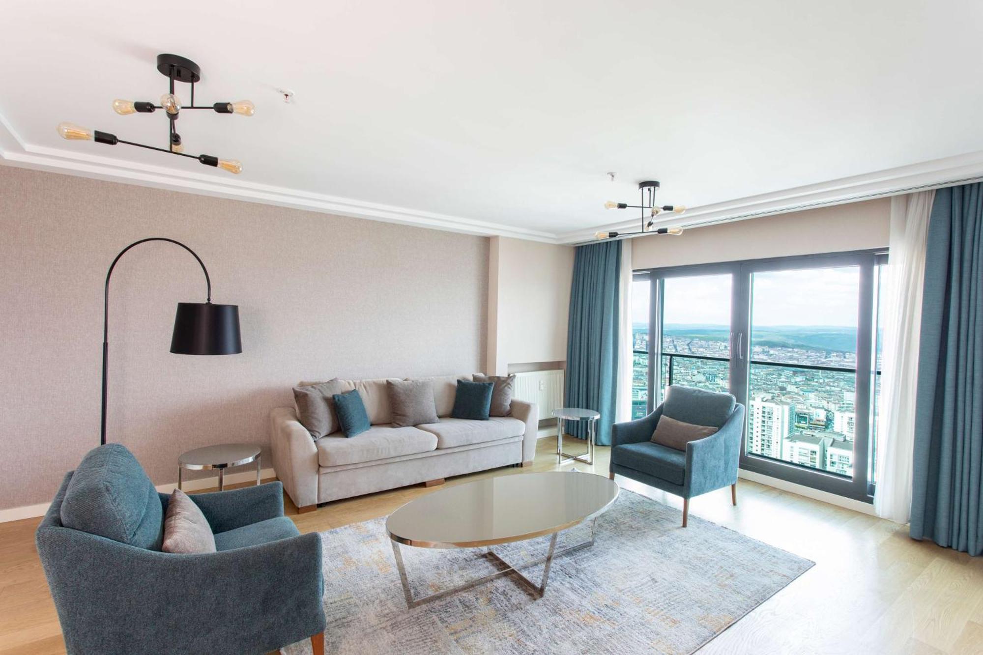 Hotel Radisson Residences Avrupa Tem 4*