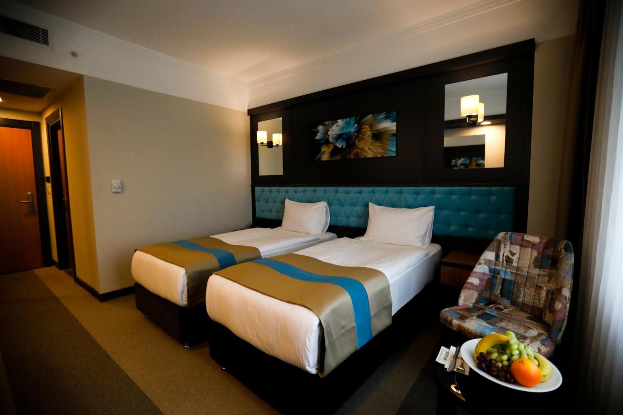 Hotel Fier Life Center