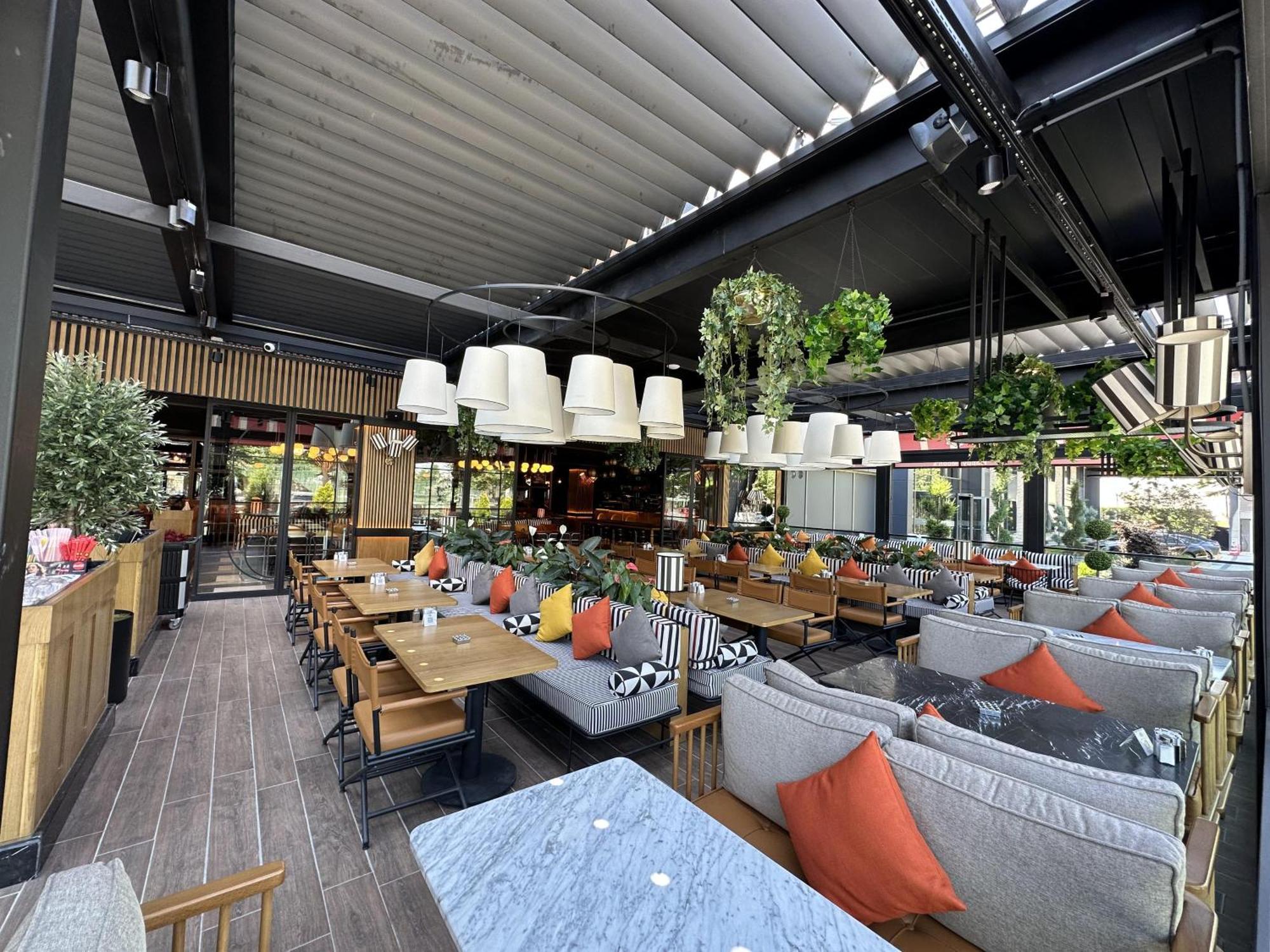 Fier Life Center Hotel
