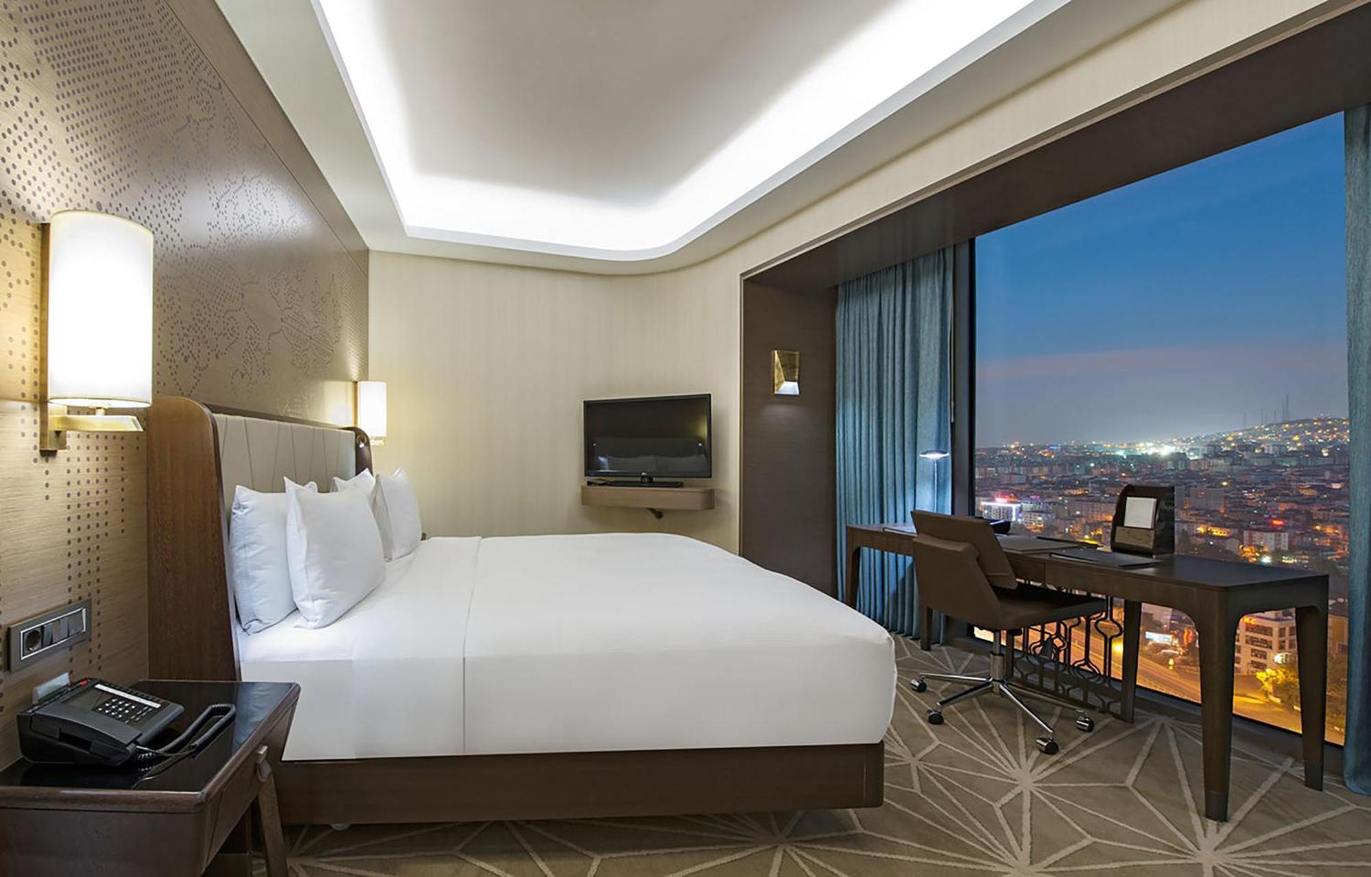 Hilton Kozyatagi Hotel 5*