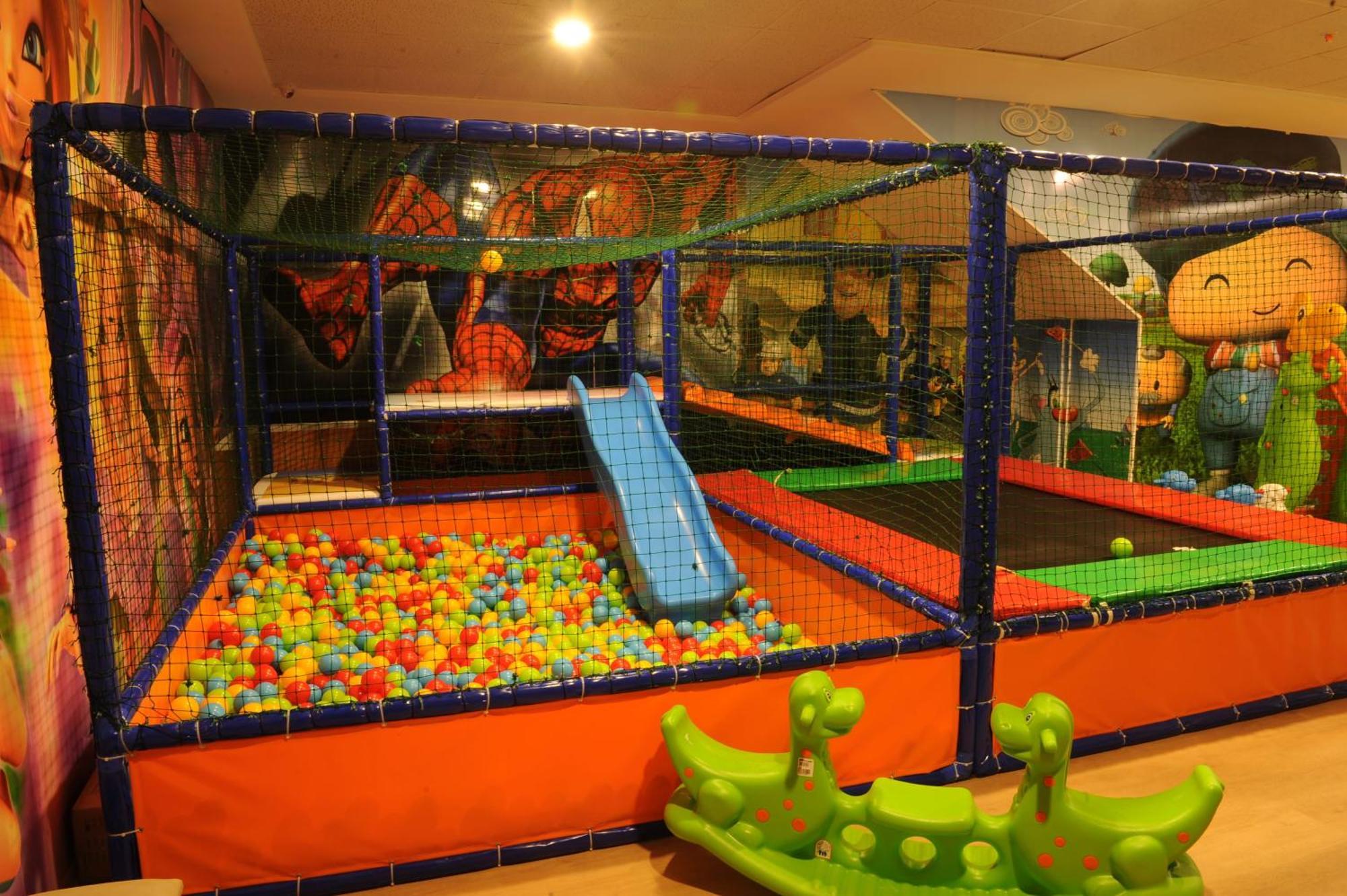 Fier Life Center Hotel