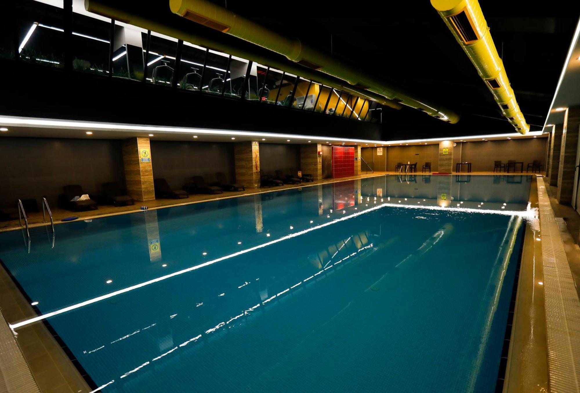 Fier Life Center Hotel 3*