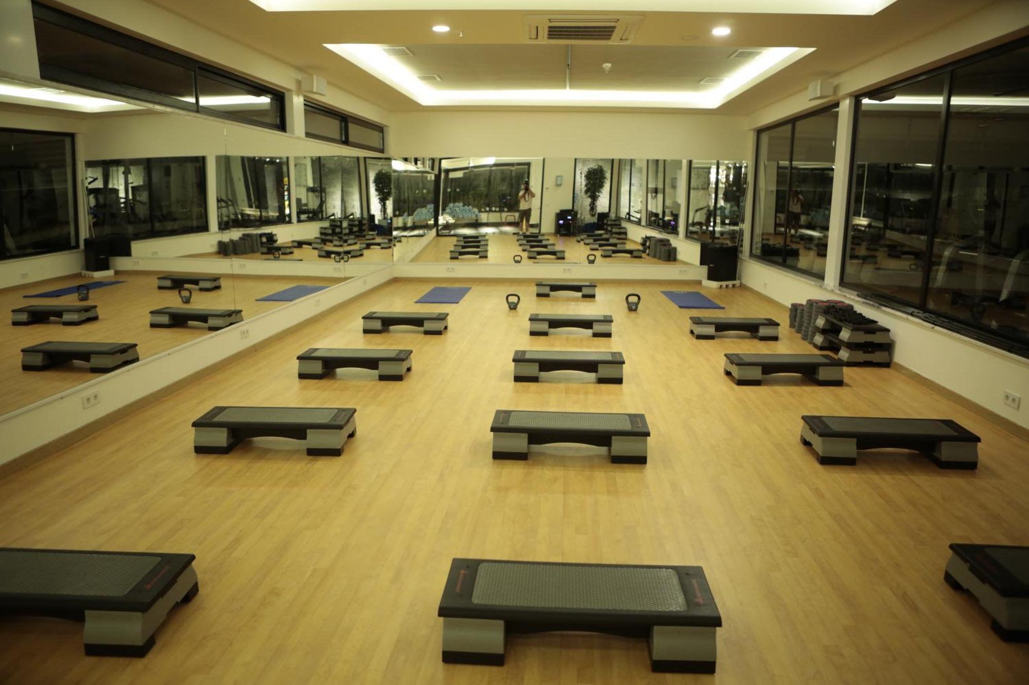 Sunprime C-lounge - Adult Only