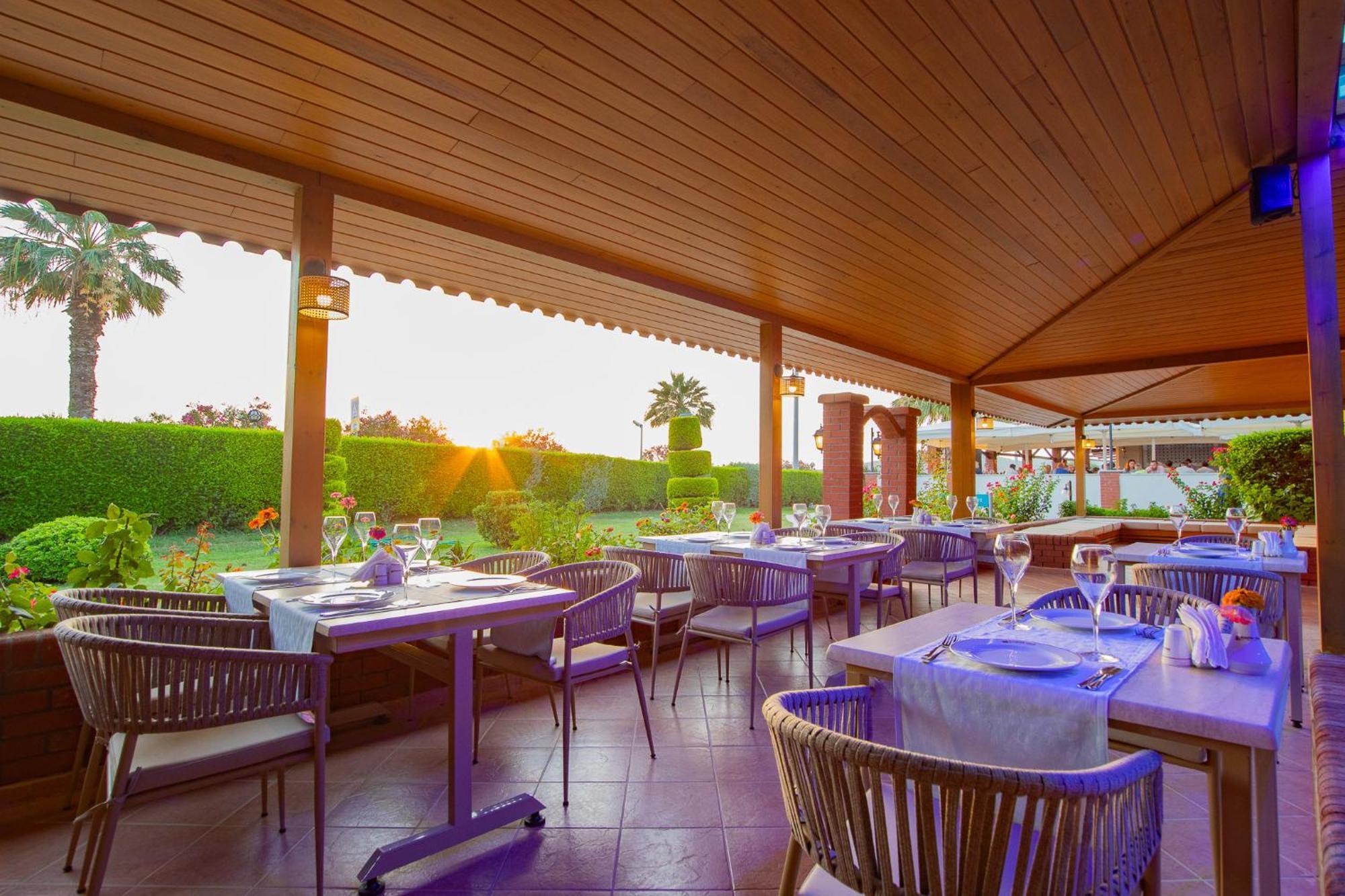 Kustur Club Village Resort Kusadasi