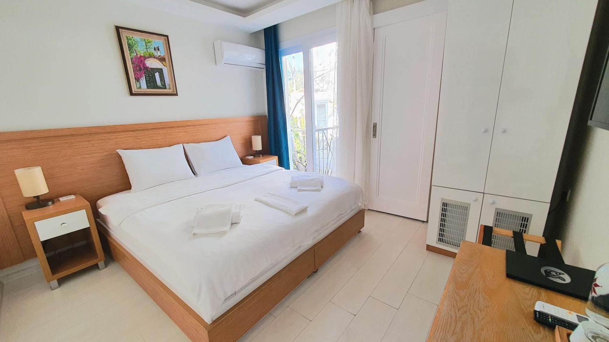 Midilli Hotel *