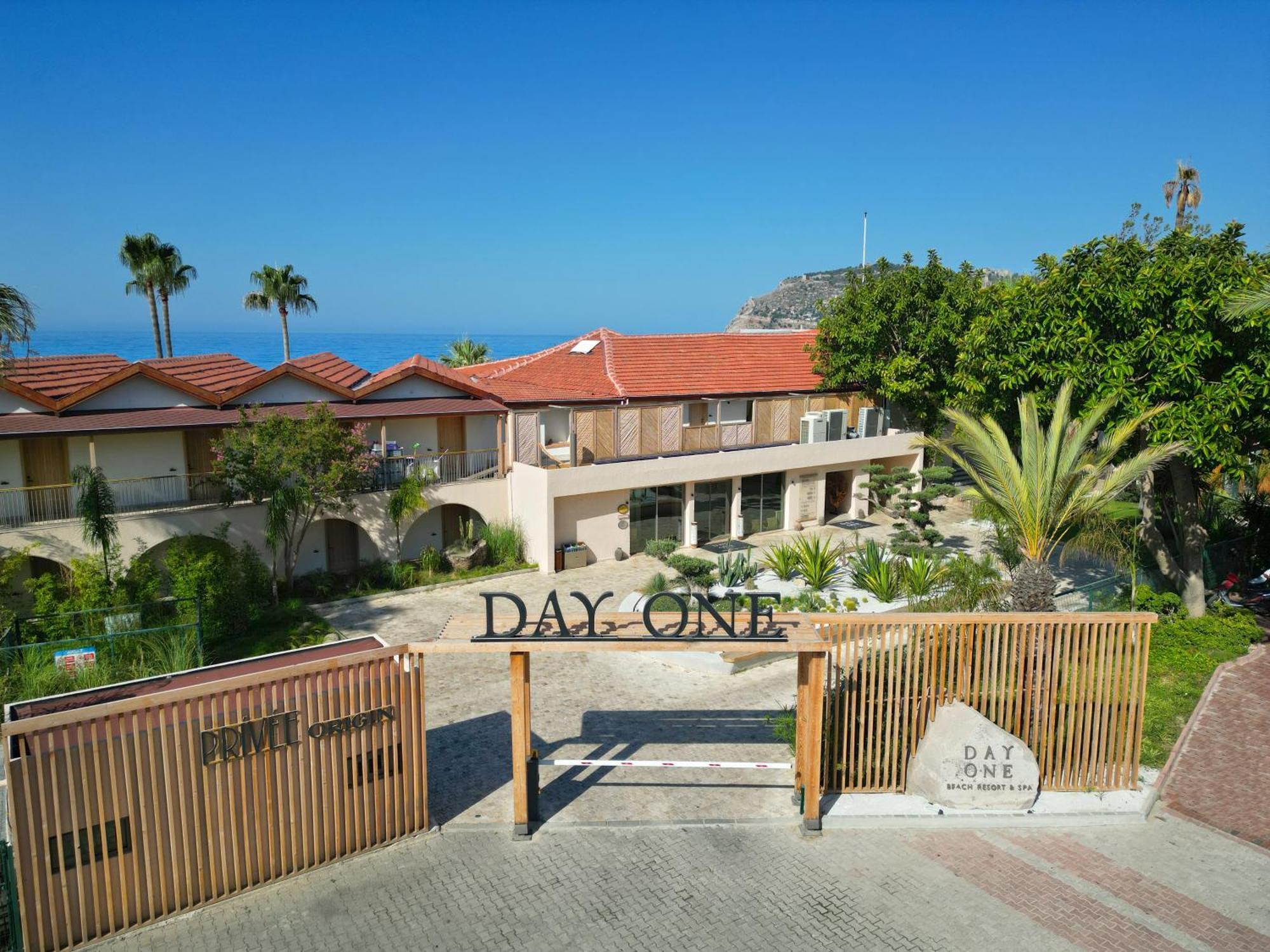 Day One & - Adult Only Hotel