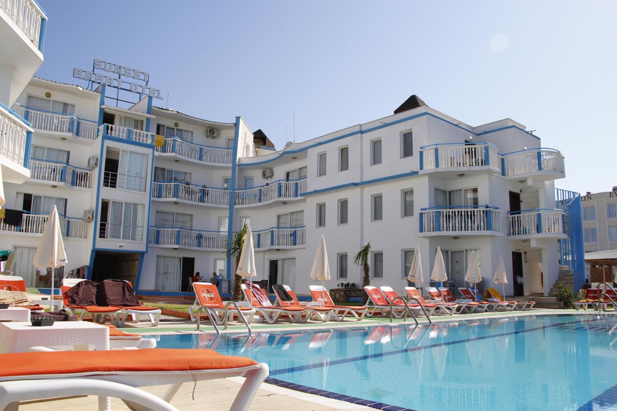 Hotel Sunset Village 2*