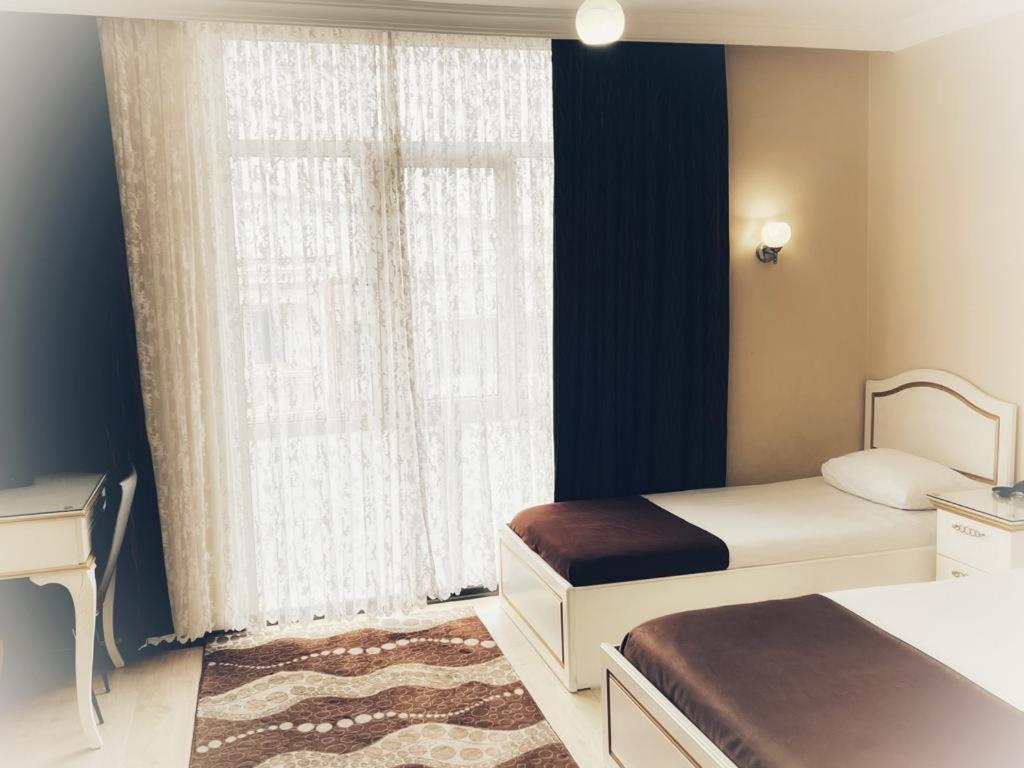 Seref Hotel 2*
