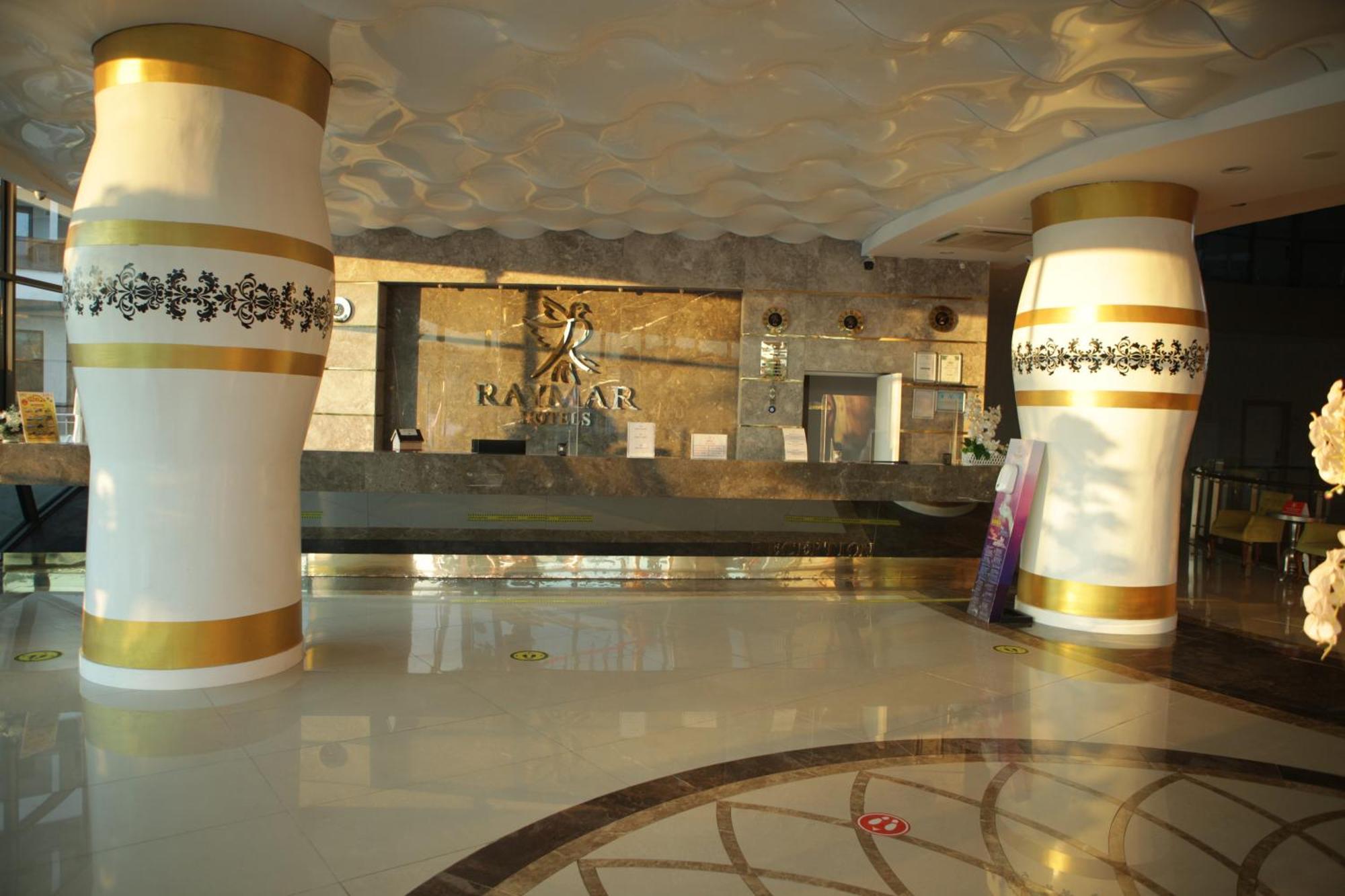 Raymar & Aqua Ultra Hotel