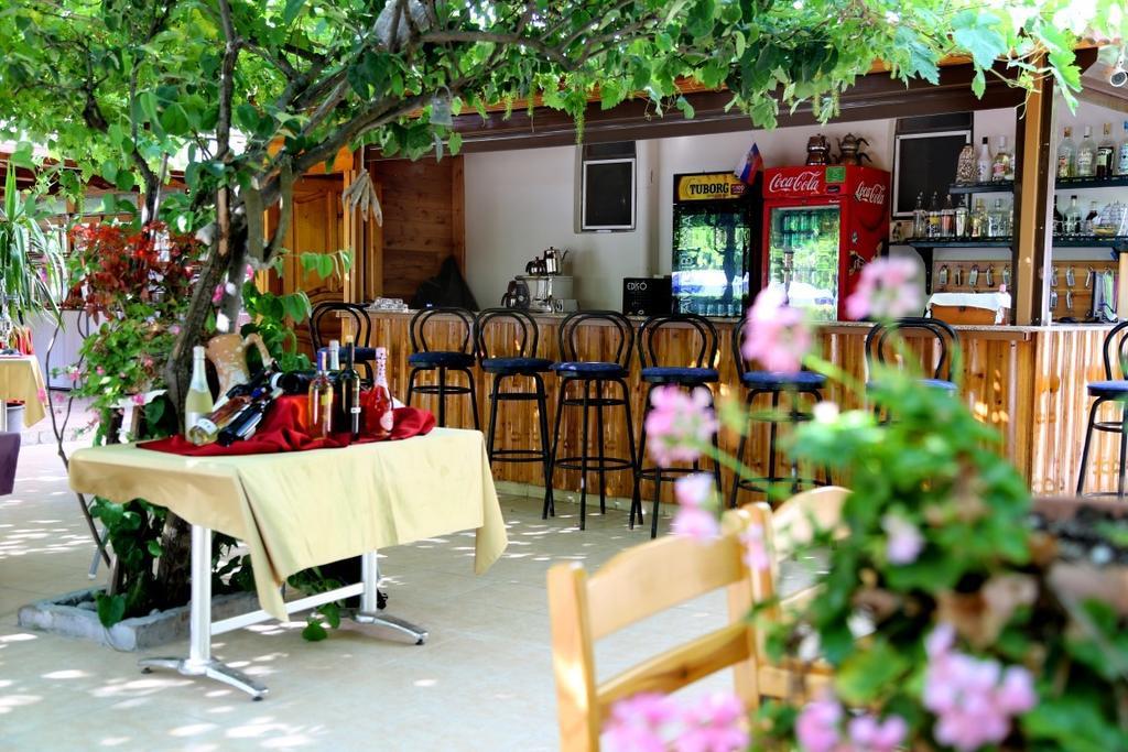 Arkadas Bed & Breakfast