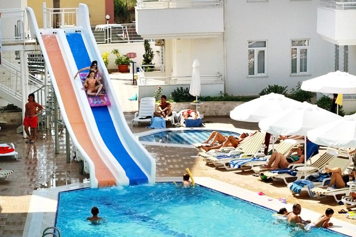 Hotel Merve Sun & 4*