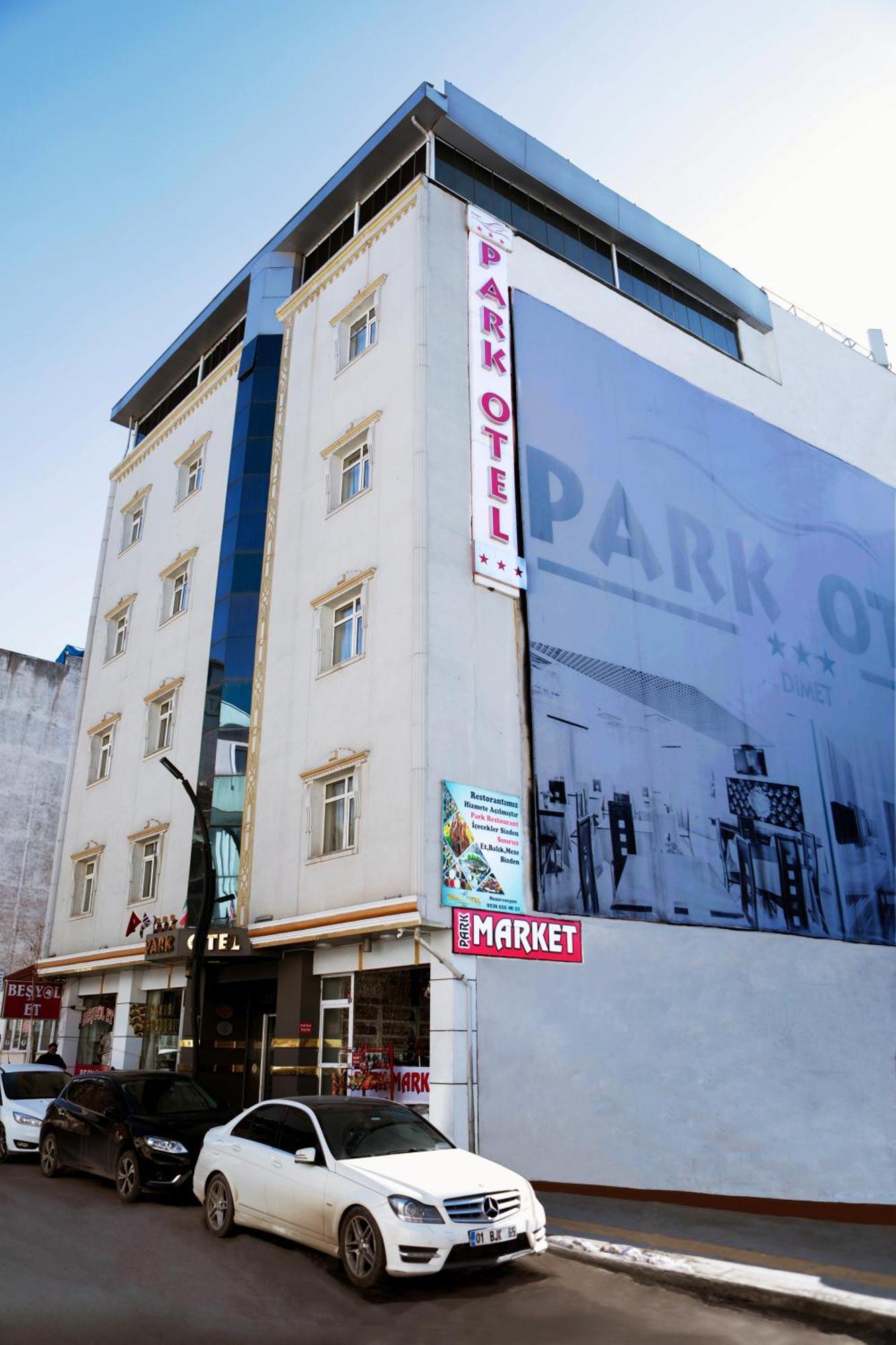 Hotel Dimet Park Van