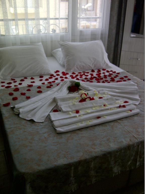 Guest house Foca Palas Pension *