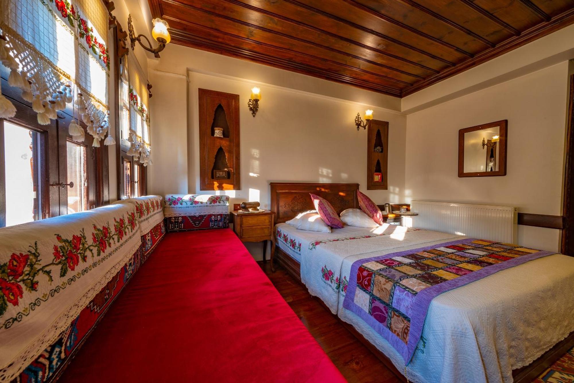 Seyi̇r Hotel