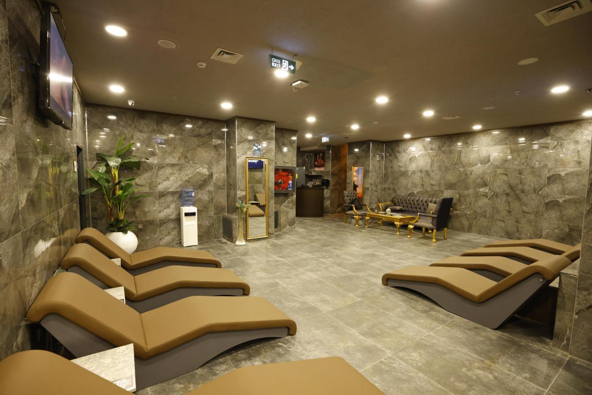 Park Dedeman Kizilay 4*