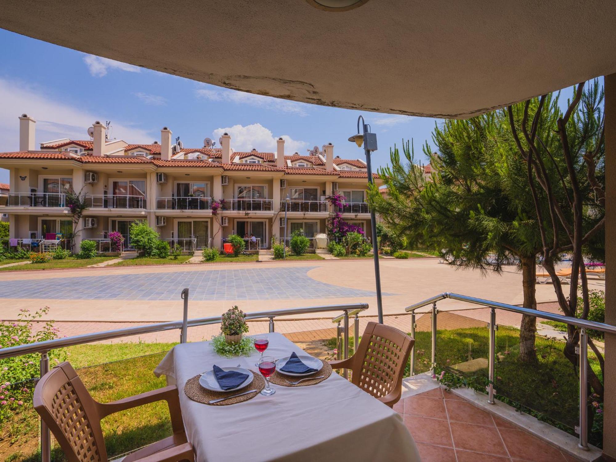 Sunset Club Aqua Lettings