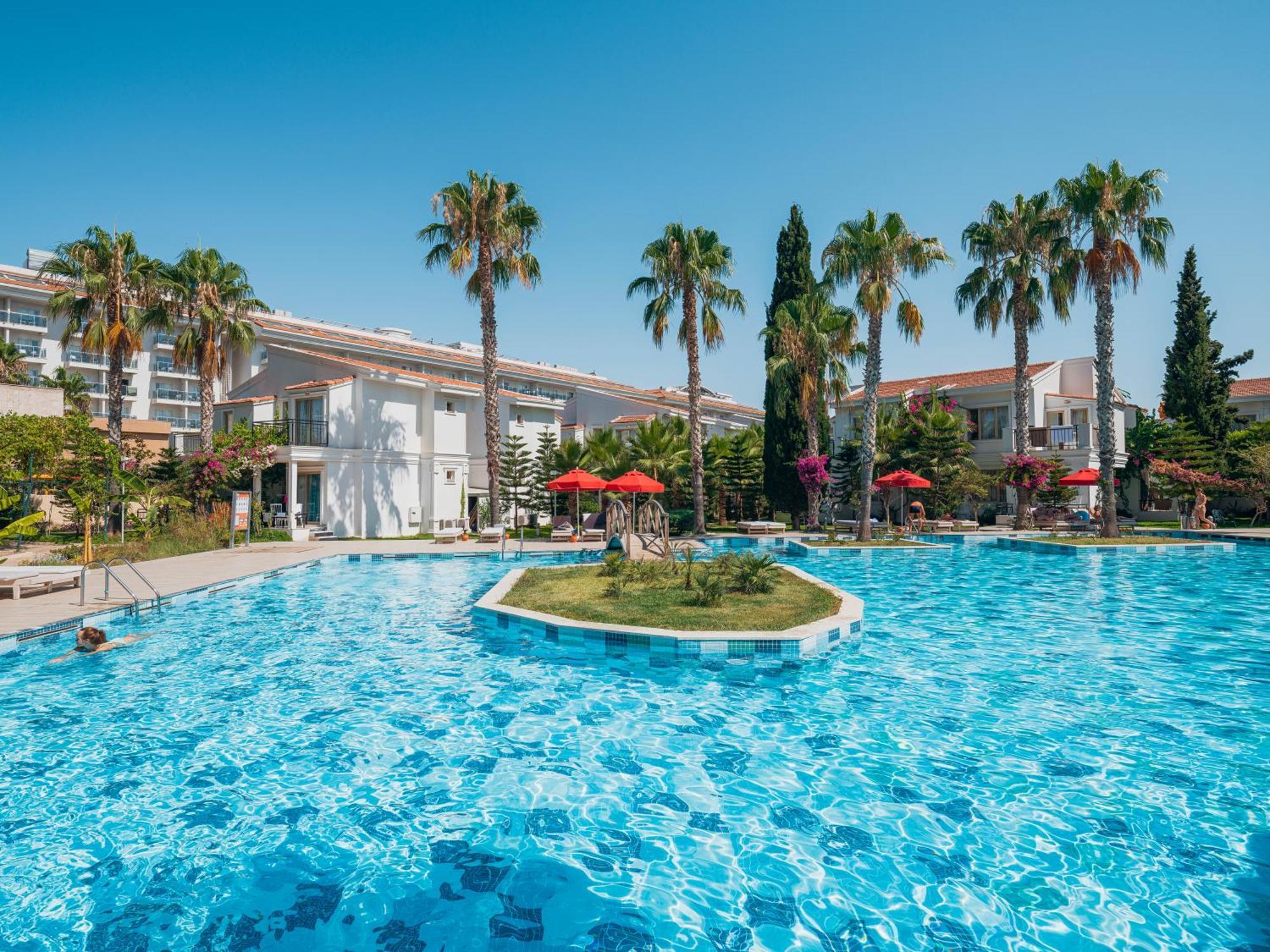 Selectum Family Comfort Side 5* Kizilagac (Manavgat)