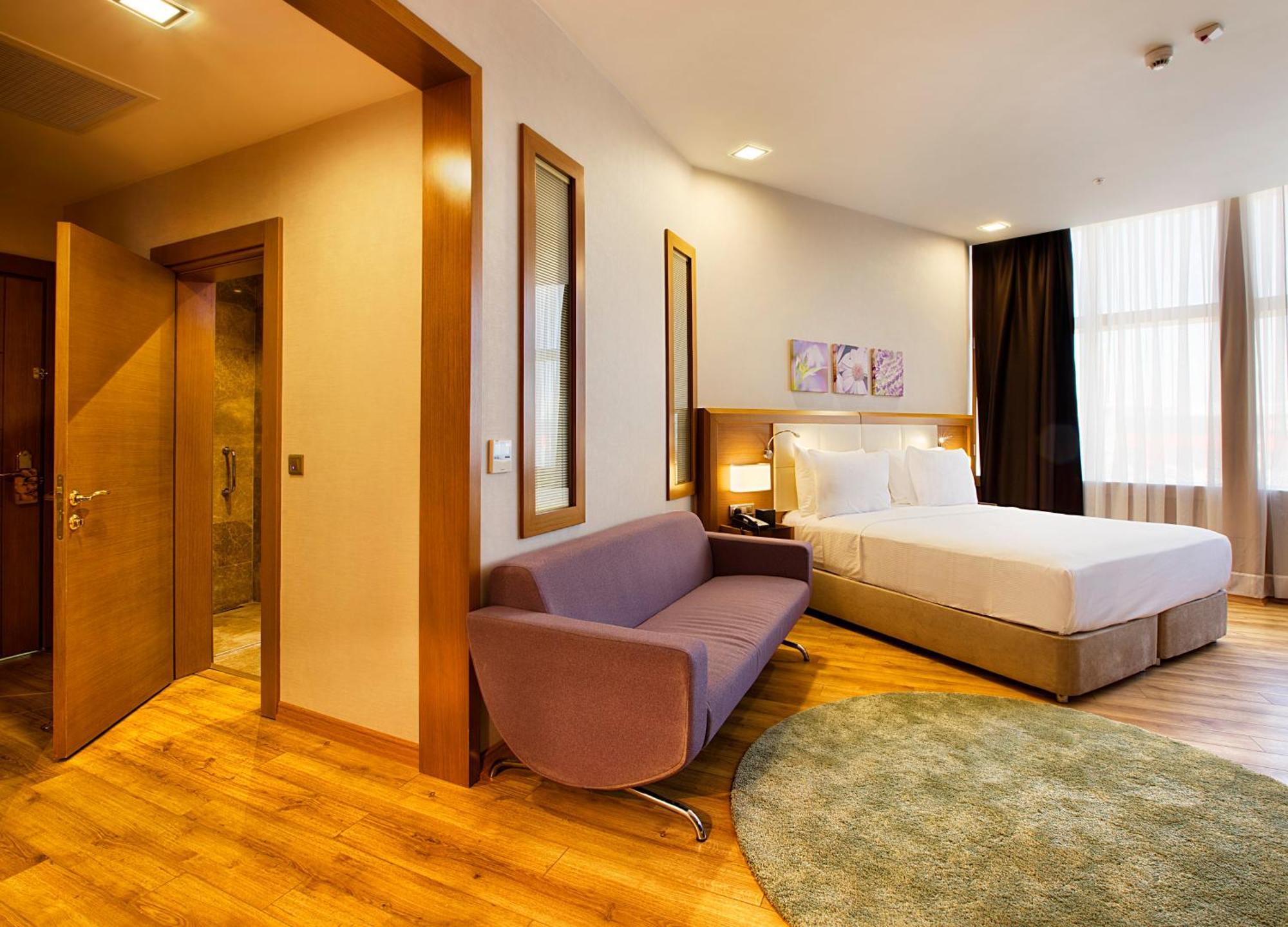 Hilton Garden Kocaeli Sekerpinar Hotel