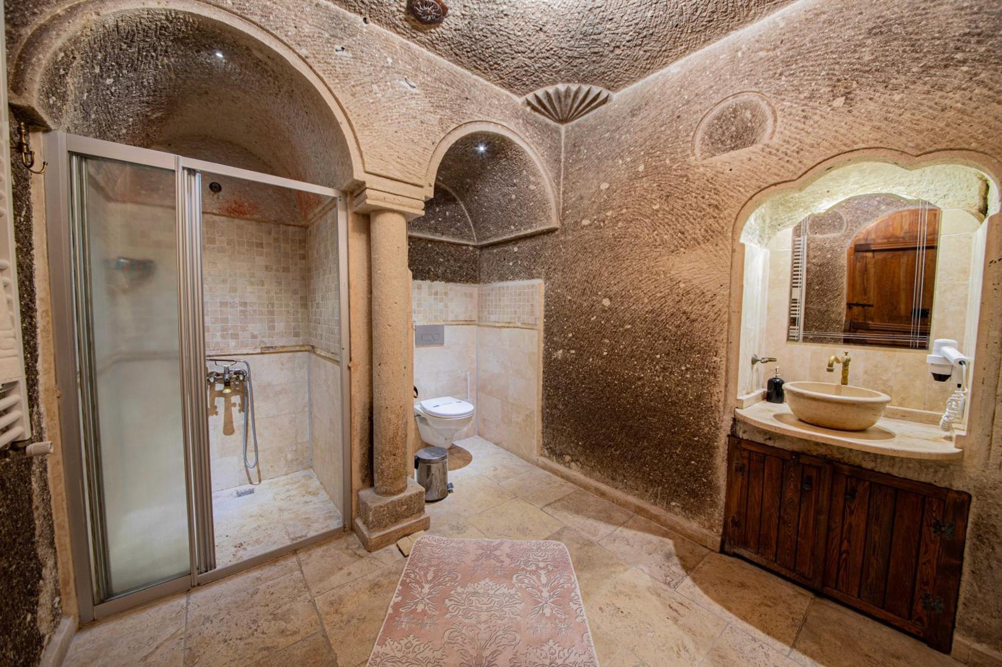 Safran Cave Guest house 2*