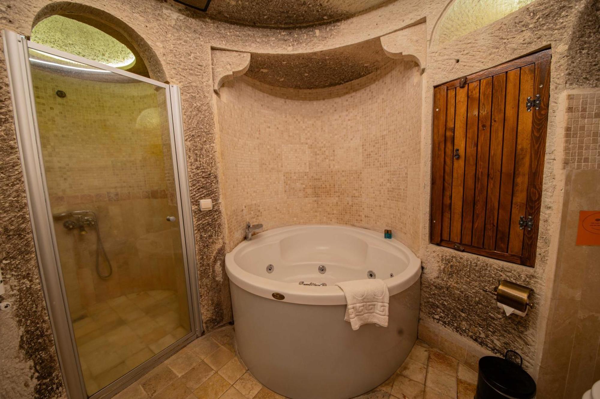 Guest house Safran Cave 2*