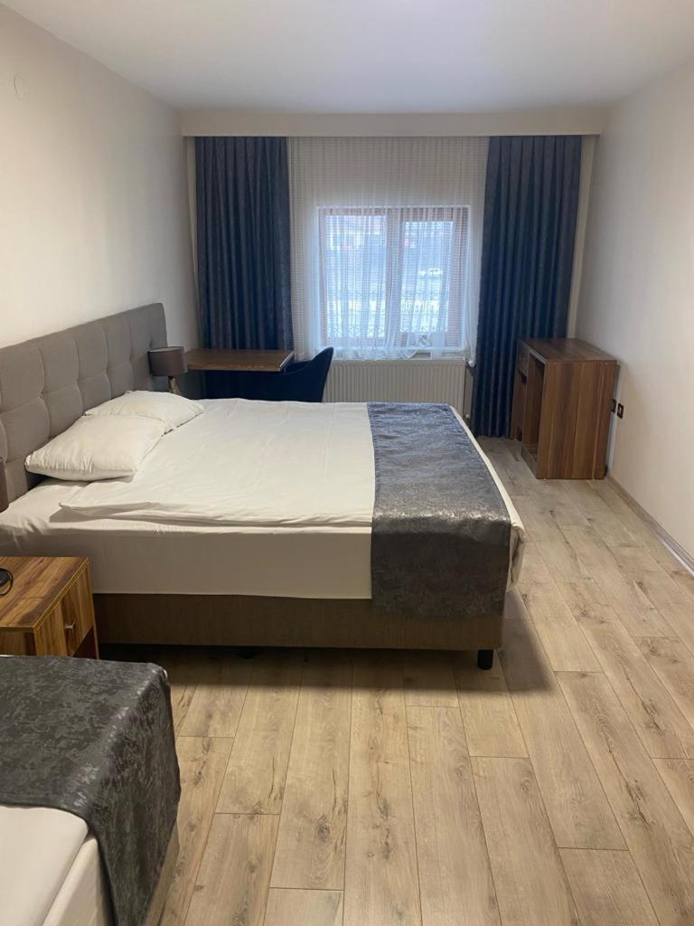 Hotel Zuemruet *