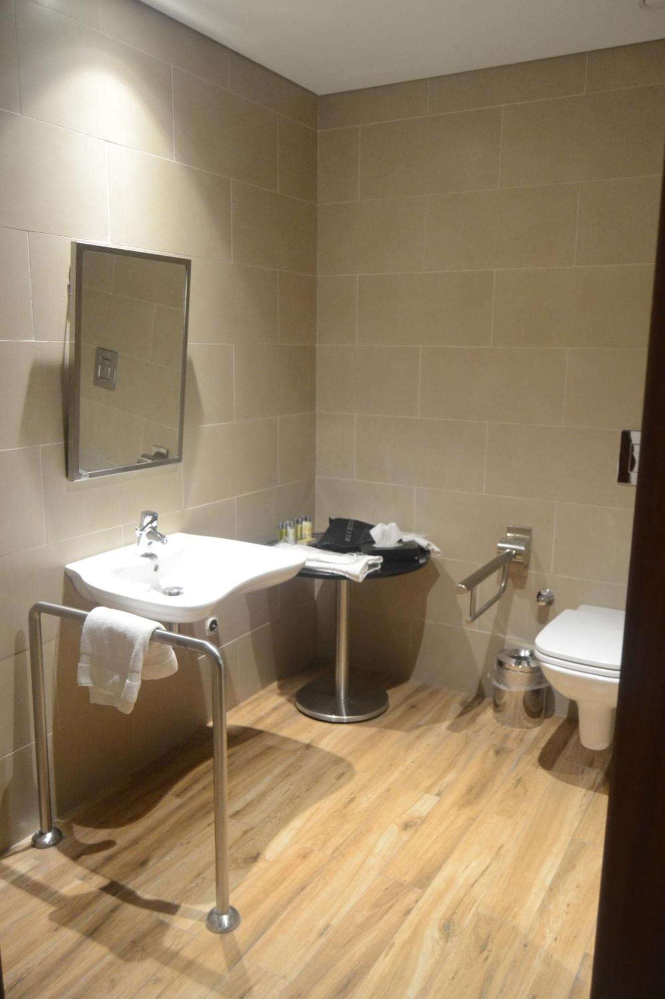 Hilton Garden Hotel 4*