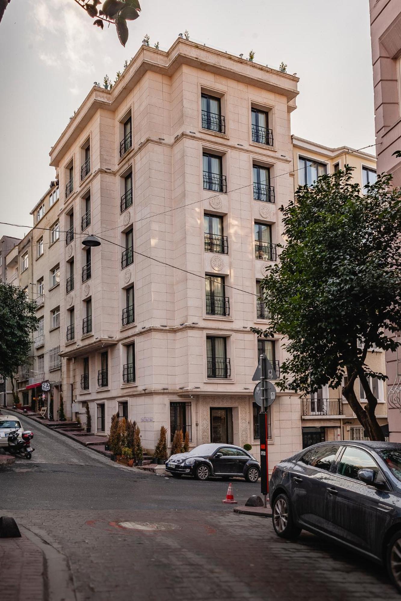 Aparthotel Lord Morgan & Exclusive Design Cihangir