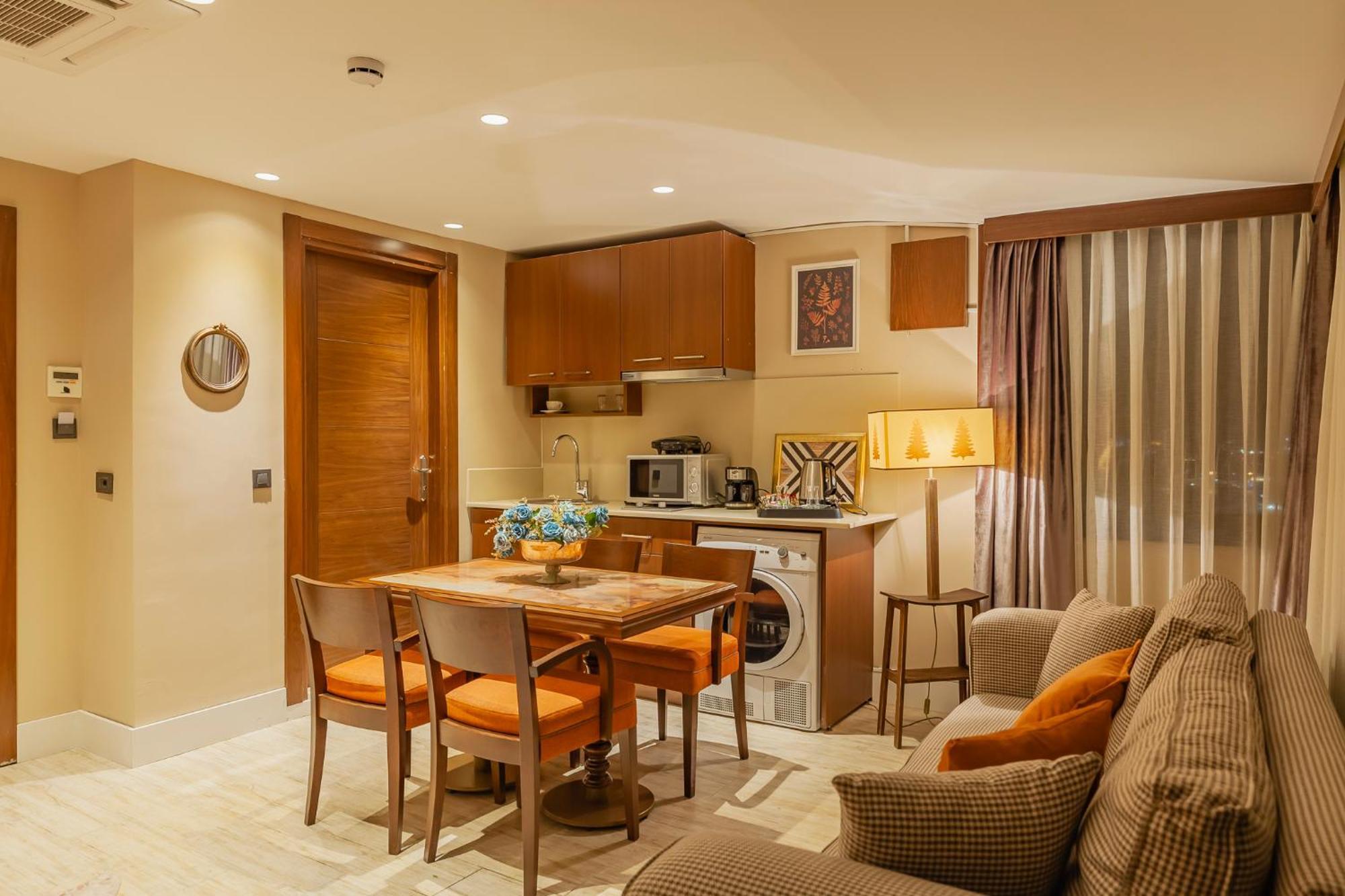 Lord Morgan & Exclusive Design Cihangir Aparthotel Istanbul