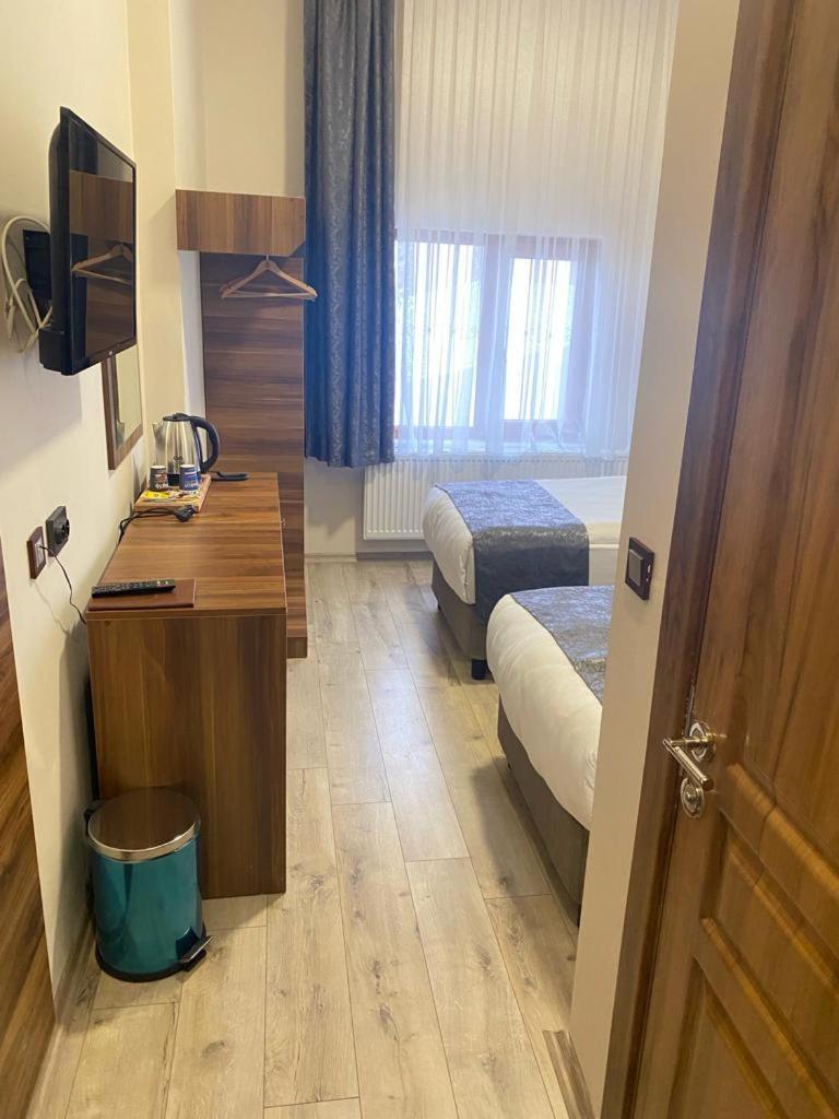 Zuemruet Hotel *