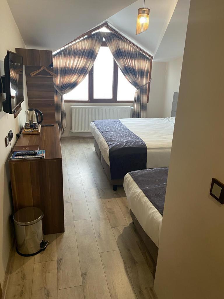 Zuemruet Hotel