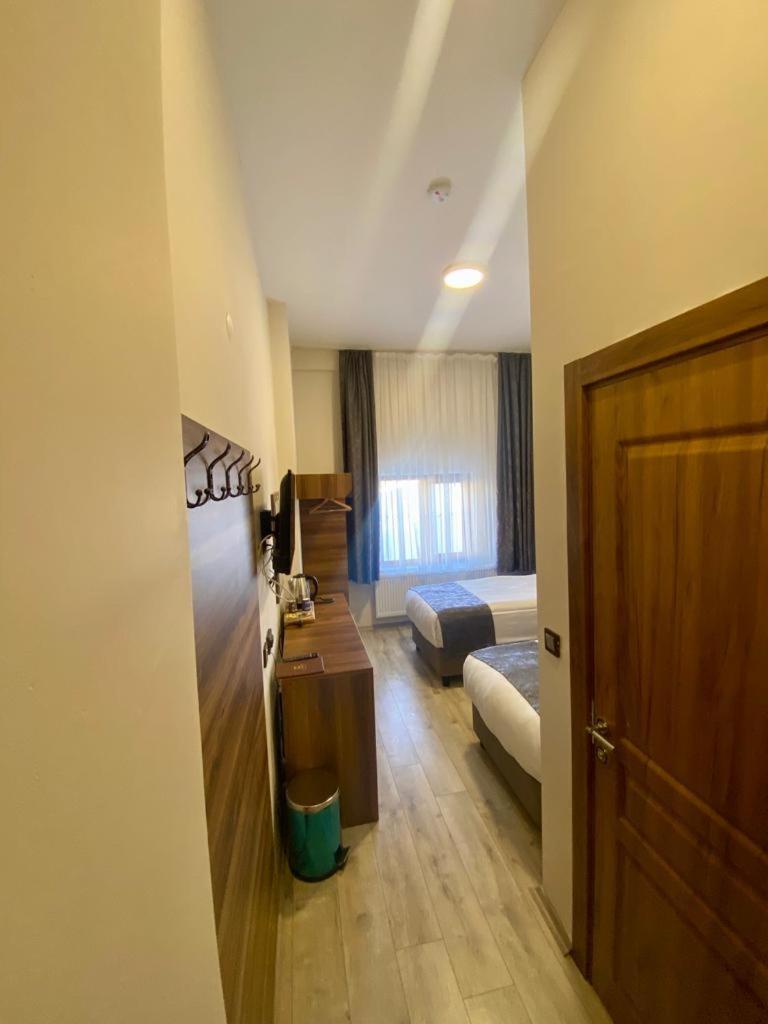 Zuemruet Hotel *